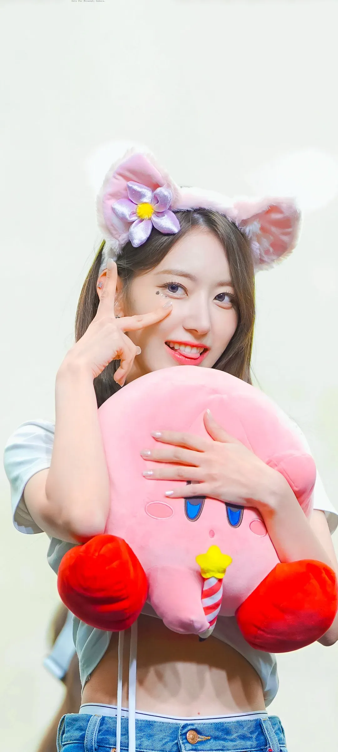 Fond d'écran de verrouillage mobile Sakura Miyawaki 4K HD télécharger — IZ*ONE, LE SSERAFIM