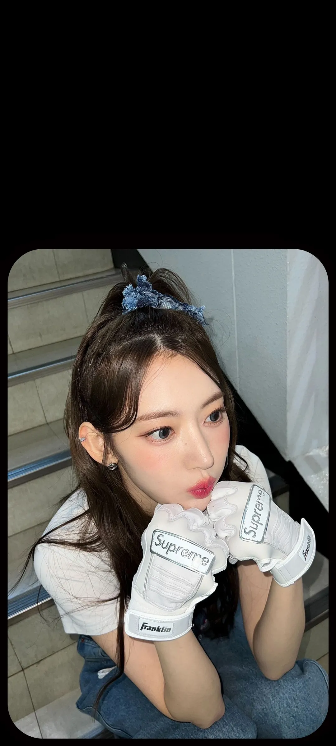 Fond d'écran de verrouillage mobile Sakura Miyawaki 4K HD télécharger — IZ*ONE, LE SSERAFIM