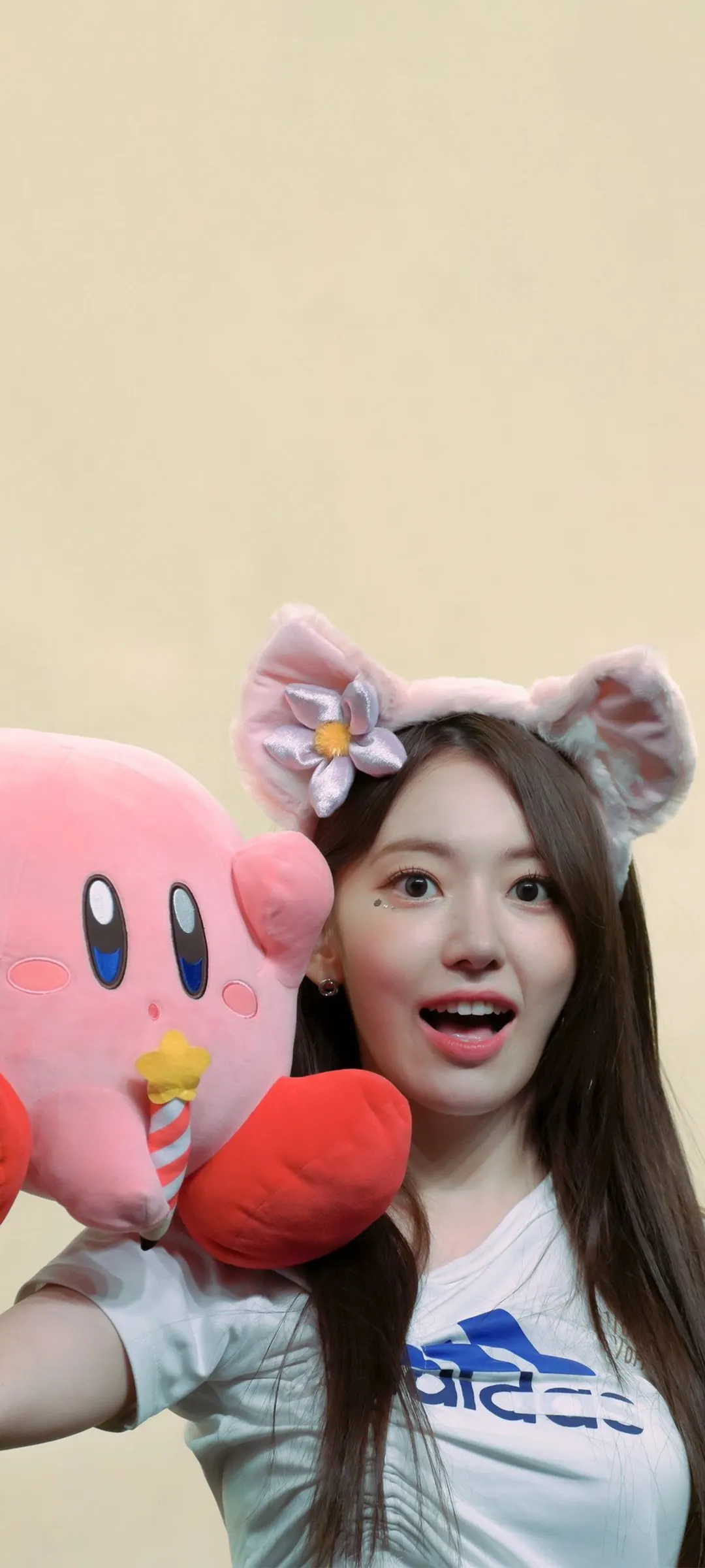 Fond d'écran de verrouillage mobile Sakura Miyawaki 4K HD télécharger — IZ*ONE, LE SSERAFIM