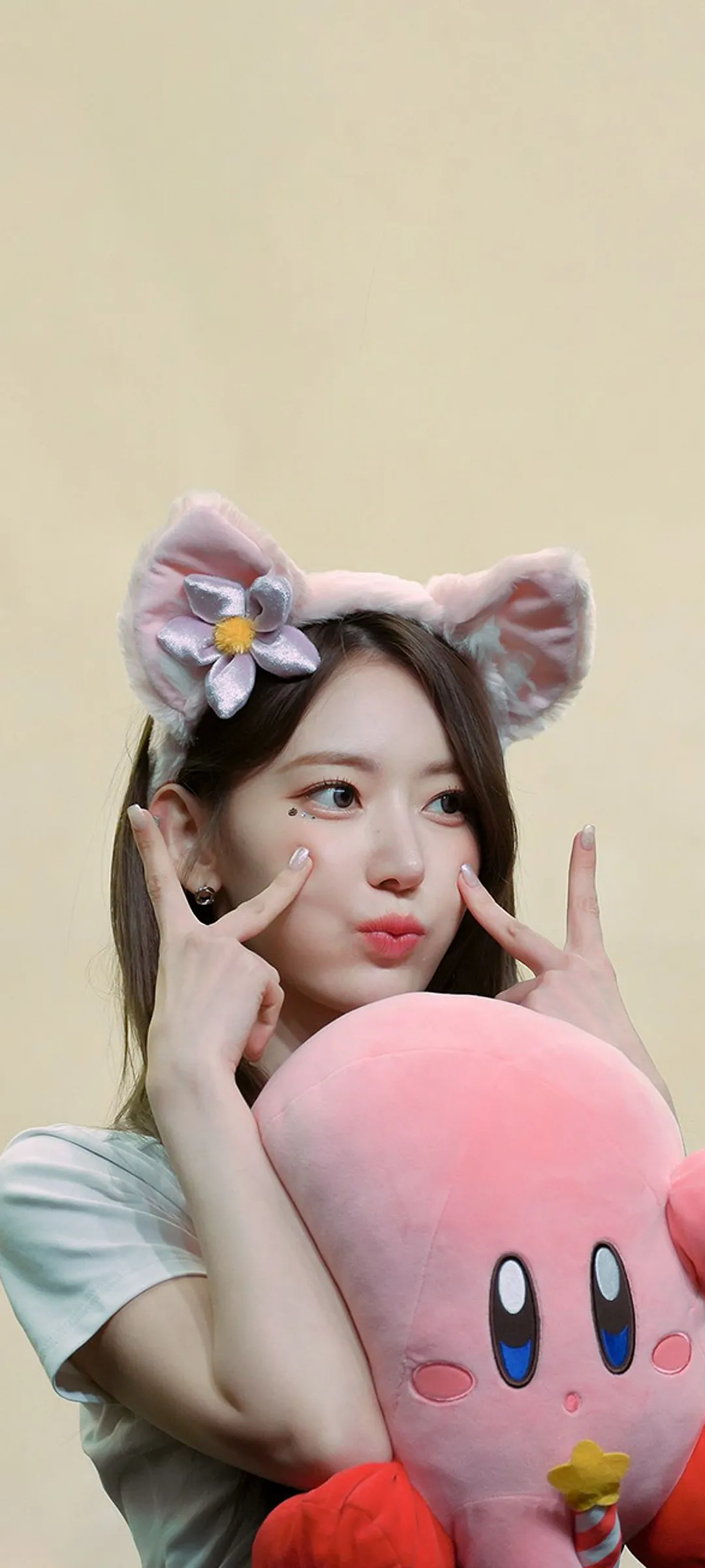 Fond d'écran de verrouillage mobile Sakura Miyawaki 4K HD télécharger — IZ*ONE, LE SSERAFIM