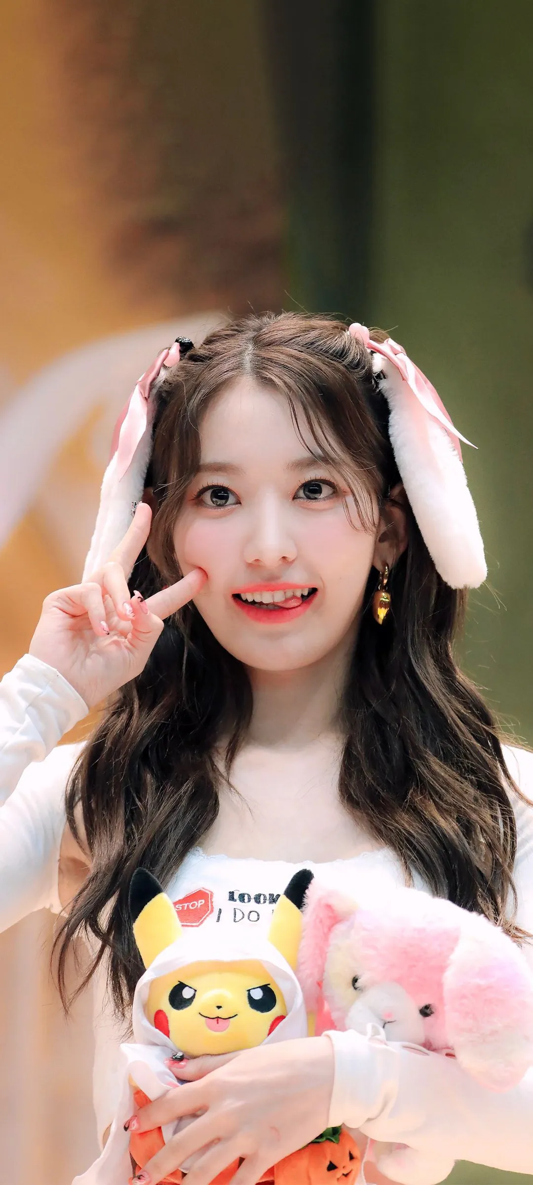 Fond d'écran de verrouillage mobile Sakura Miyawaki 4K HD télécharger — IZ*ONE, LE SSERAFIM