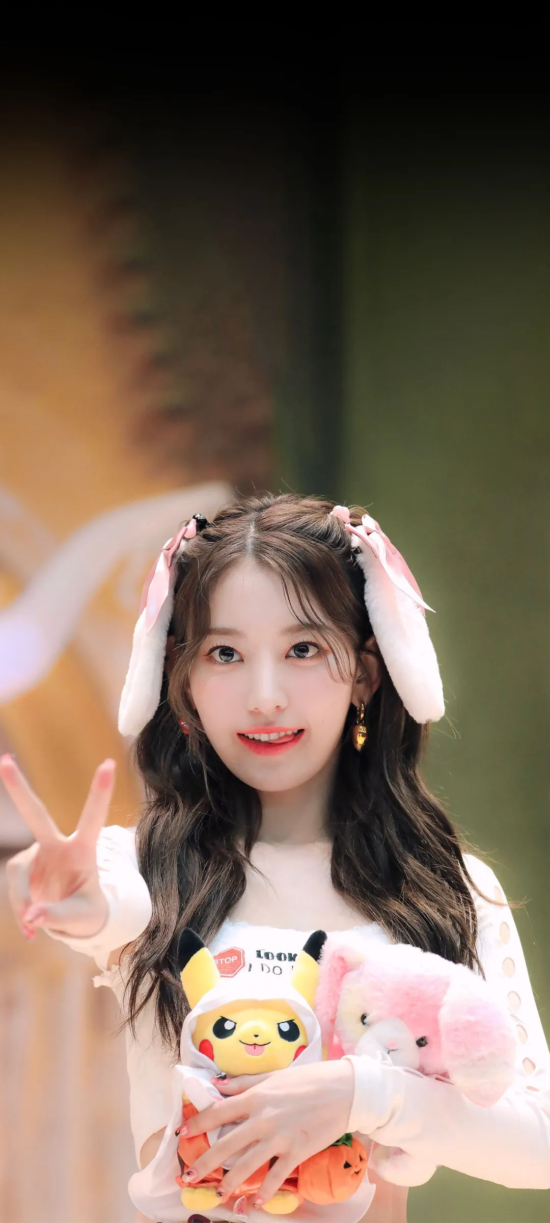Fond d'écran de verrouillage mobile Sakura Miyawaki 4K HD télécharger — IZ*ONE, LE SSERAFIM