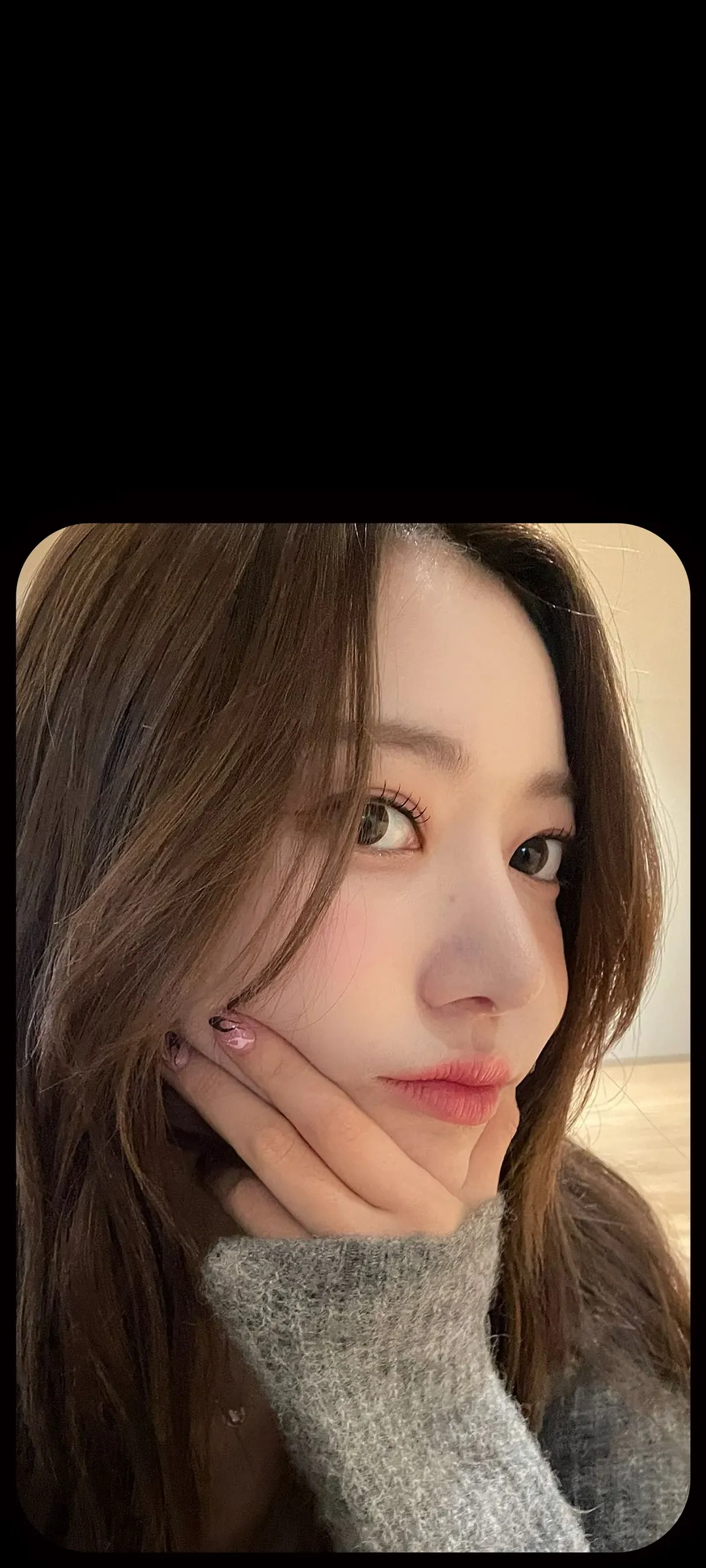 Fond d'écran de verrouillage mobile Sakura Miyawaki 4K HD télécharger — IZ*ONE, LE SSERAFIM