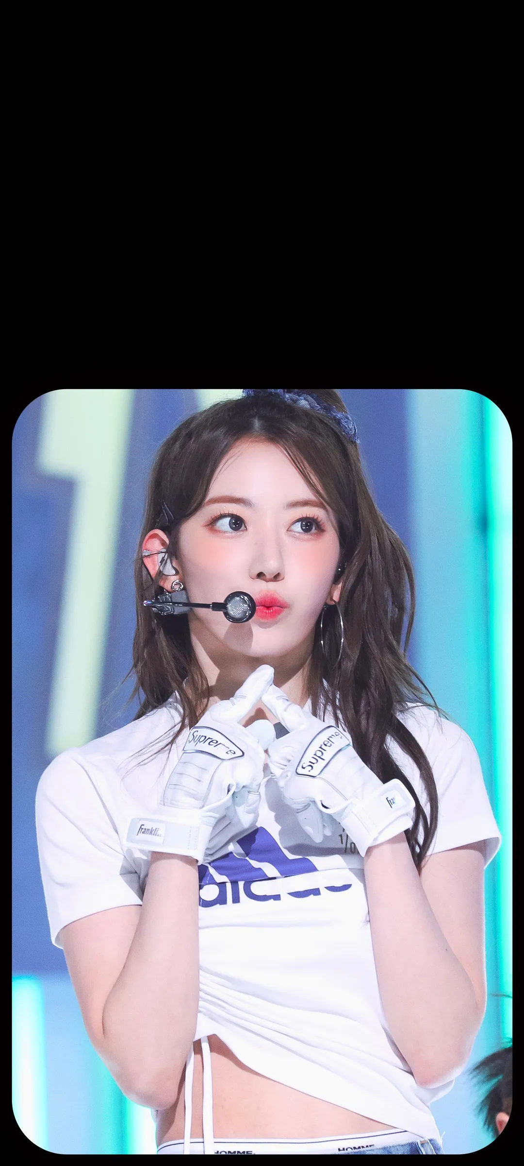 Fond d'écran de verrouillage mobile Sakura Miyawaki 4K HD télécharger — IZ*ONE, LE SSERAFIM