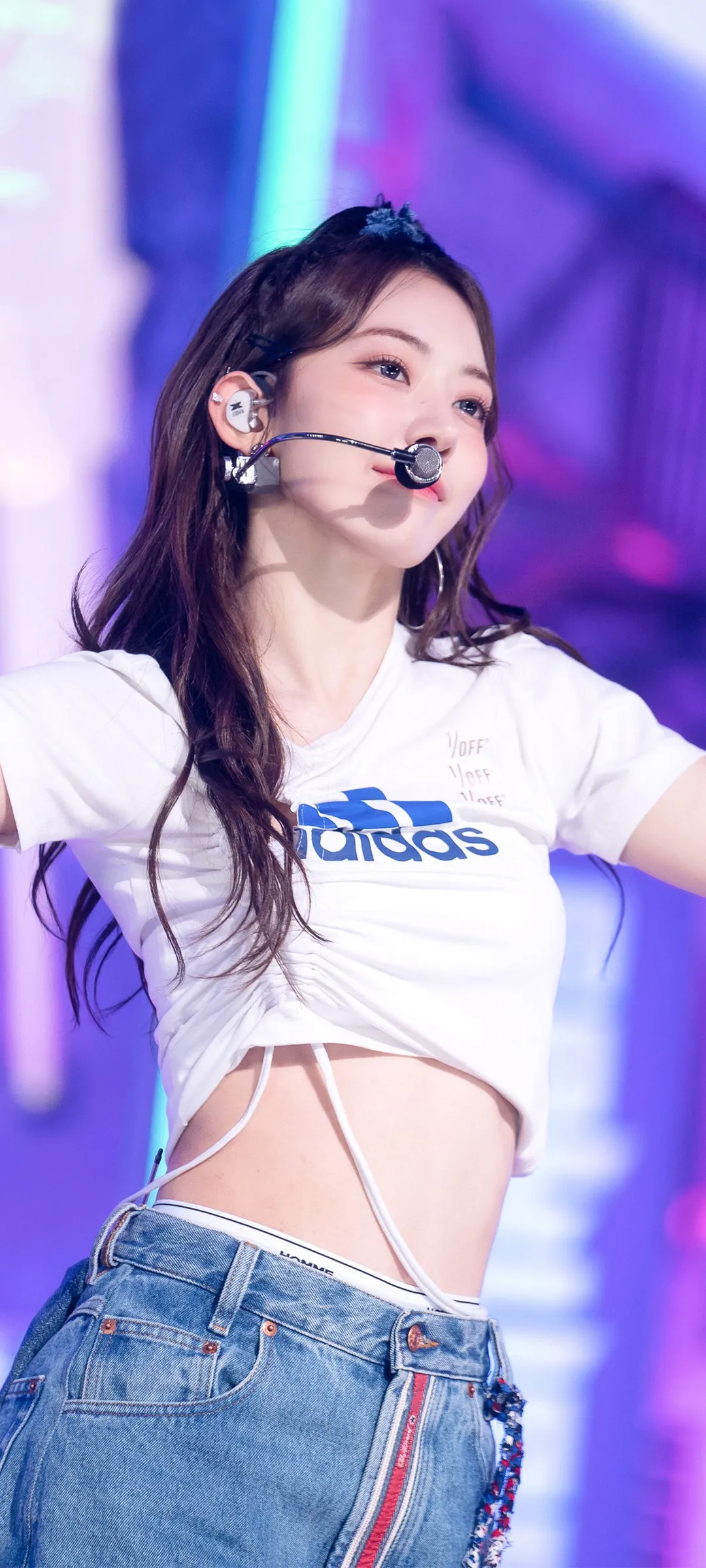 Fond d'écran de verrouillage mobile Sakura Miyawaki 4K HD télécharger — IZ*ONE, LE SSERAFIM