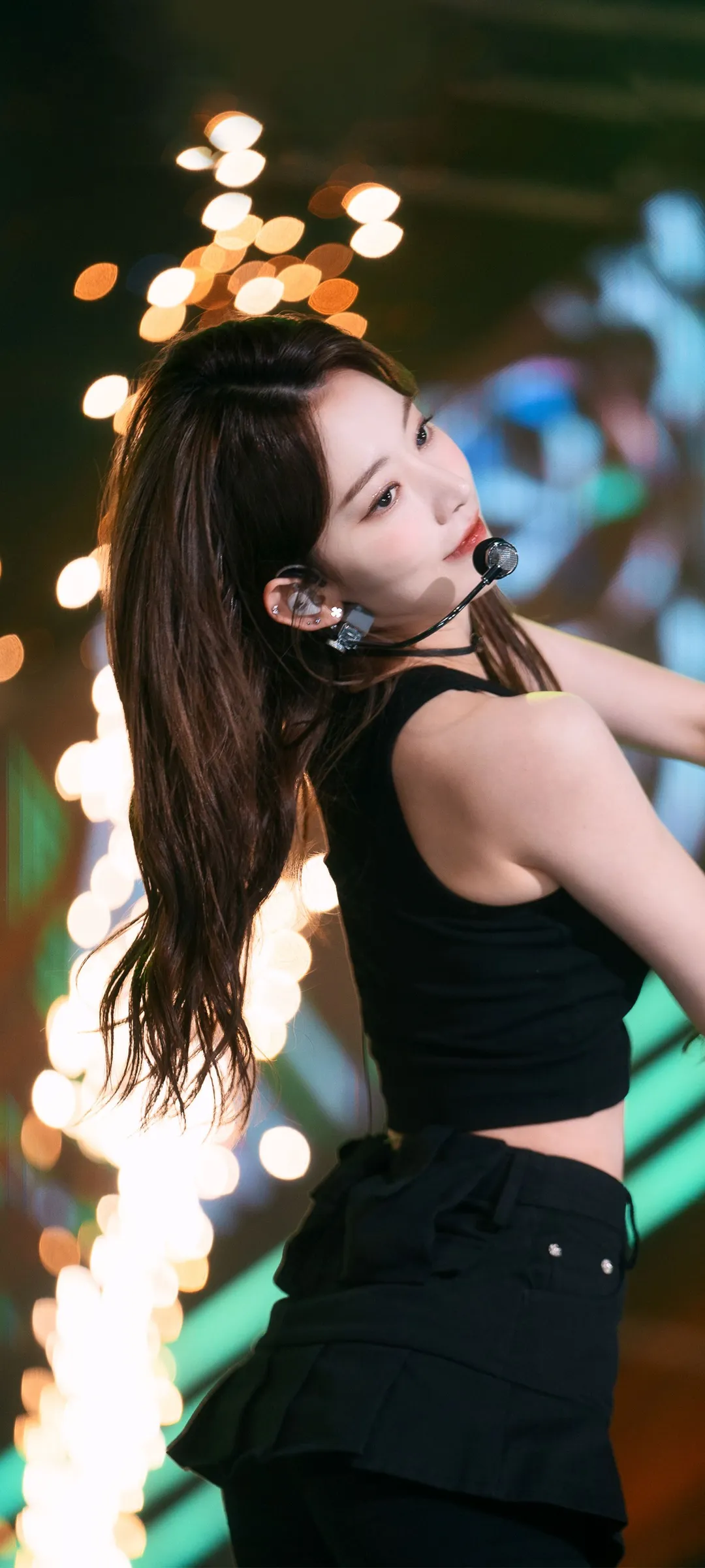 Fond d'écran de verrouillage mobile Sakura Miyawaki 4K HD télécharger — IZ*ONE, LE SSERAFIM