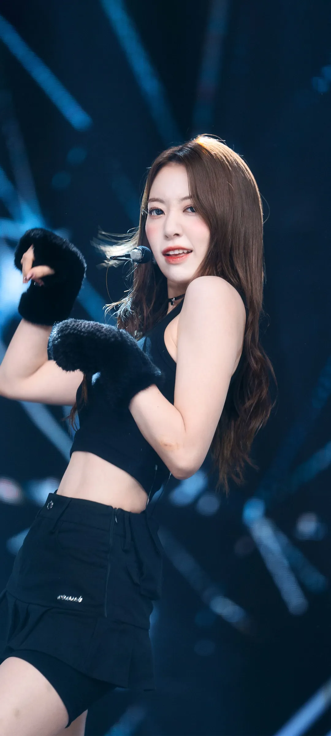 Fond d'écran de verrouillage mobile Sakura Miyawaki 4K HD télécharger — IZ*ONE, LE SSERAFIM