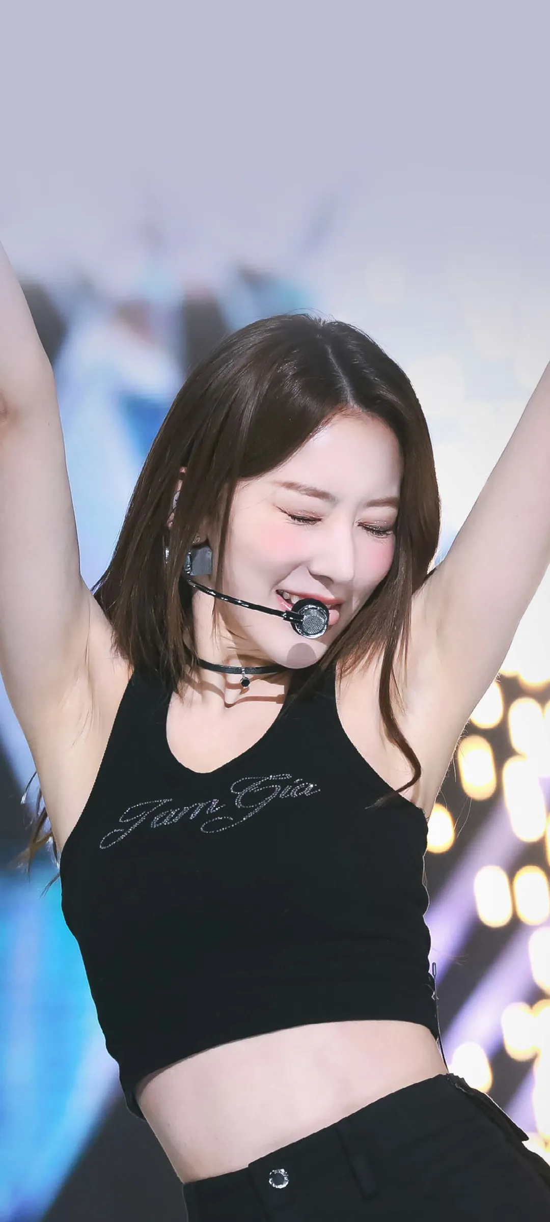 Fond d'écran de verrouillage mobile Sakura Miyawaki 4K HD télécharger — IZ*ONE, LE SSERAFIM