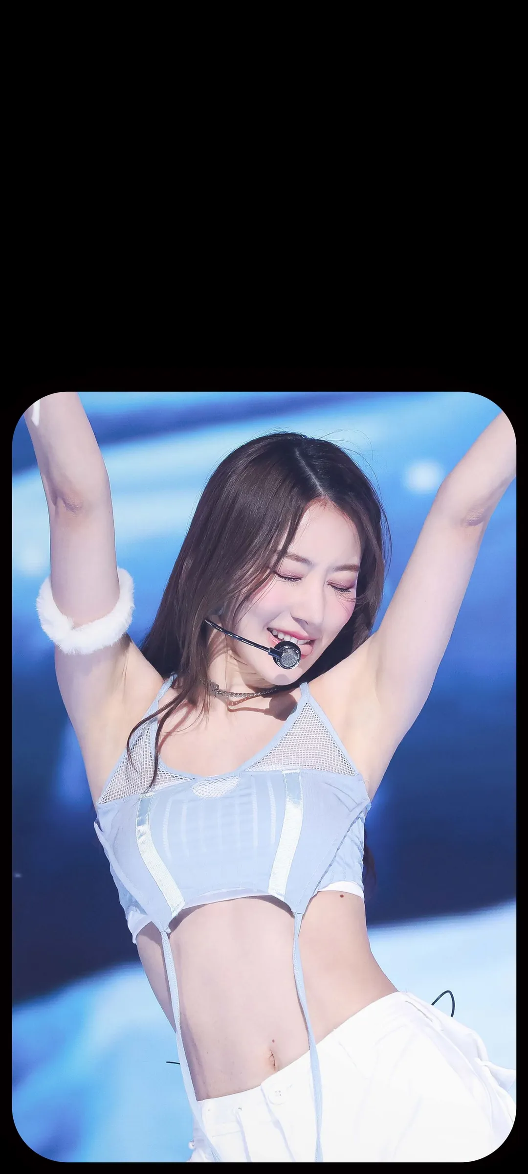Fond d'écran de verrouillage mobile Sakura Miyawaki 4K HD télécharger — IZ*ONE, LE SSERAFIM
