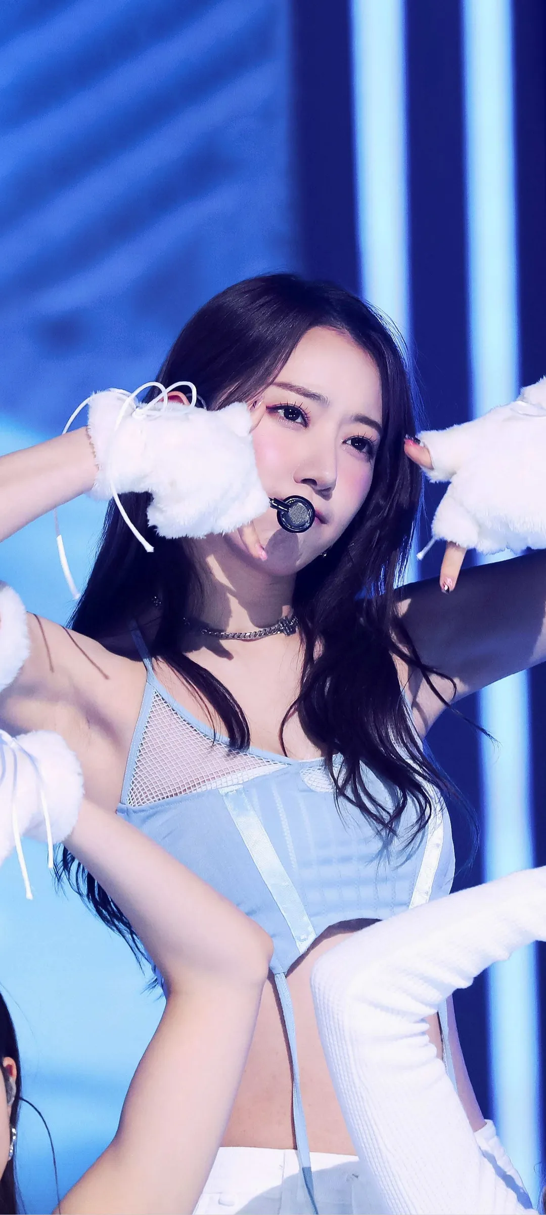 Fond d'écran de verrouillage mobile Sakura Miyawaki 4K HD télécharger — IZ*ONE, LE SSERAFIM