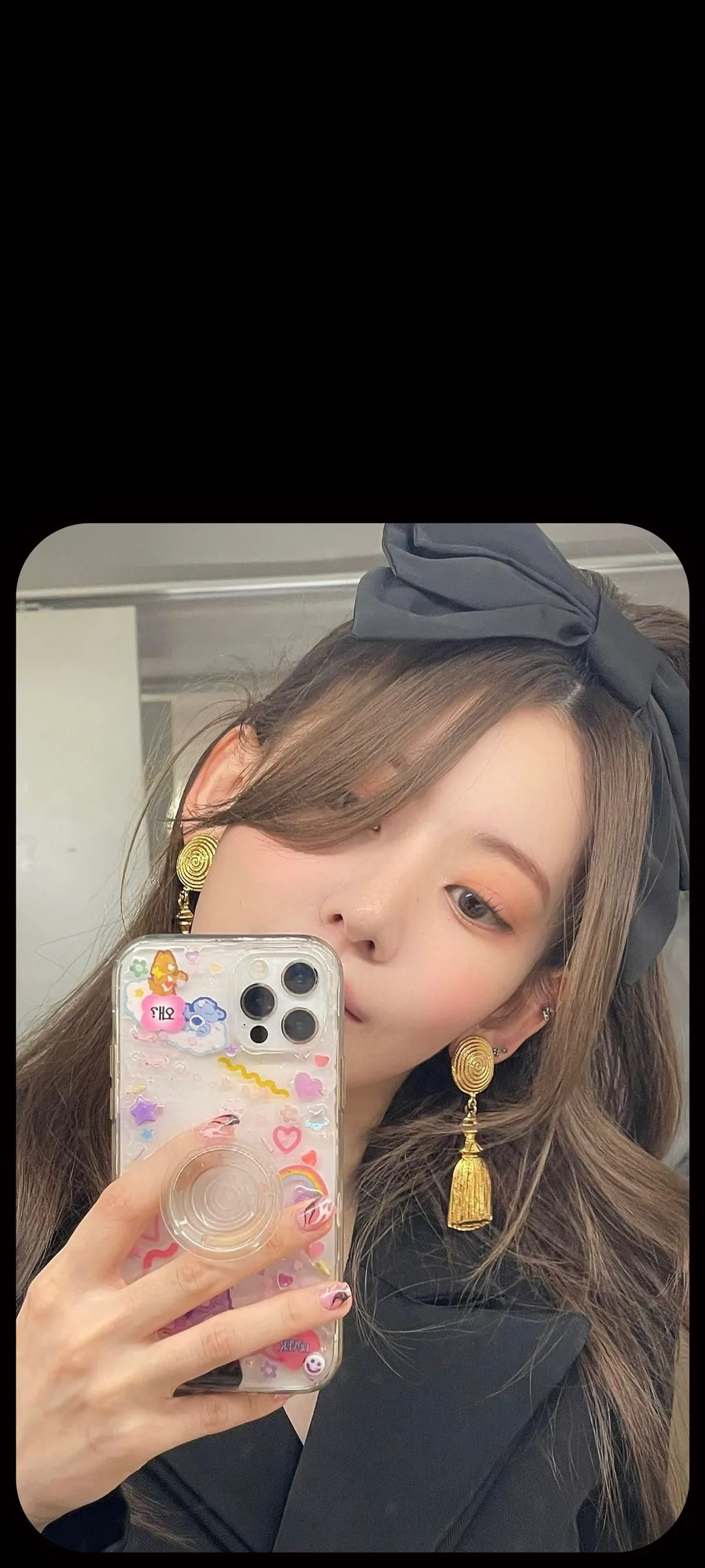 Fond d'écran de verrouillage mobile Sakura Miyawaki 4K HD télécharger — IZ*ONE, LE SSERAFIM