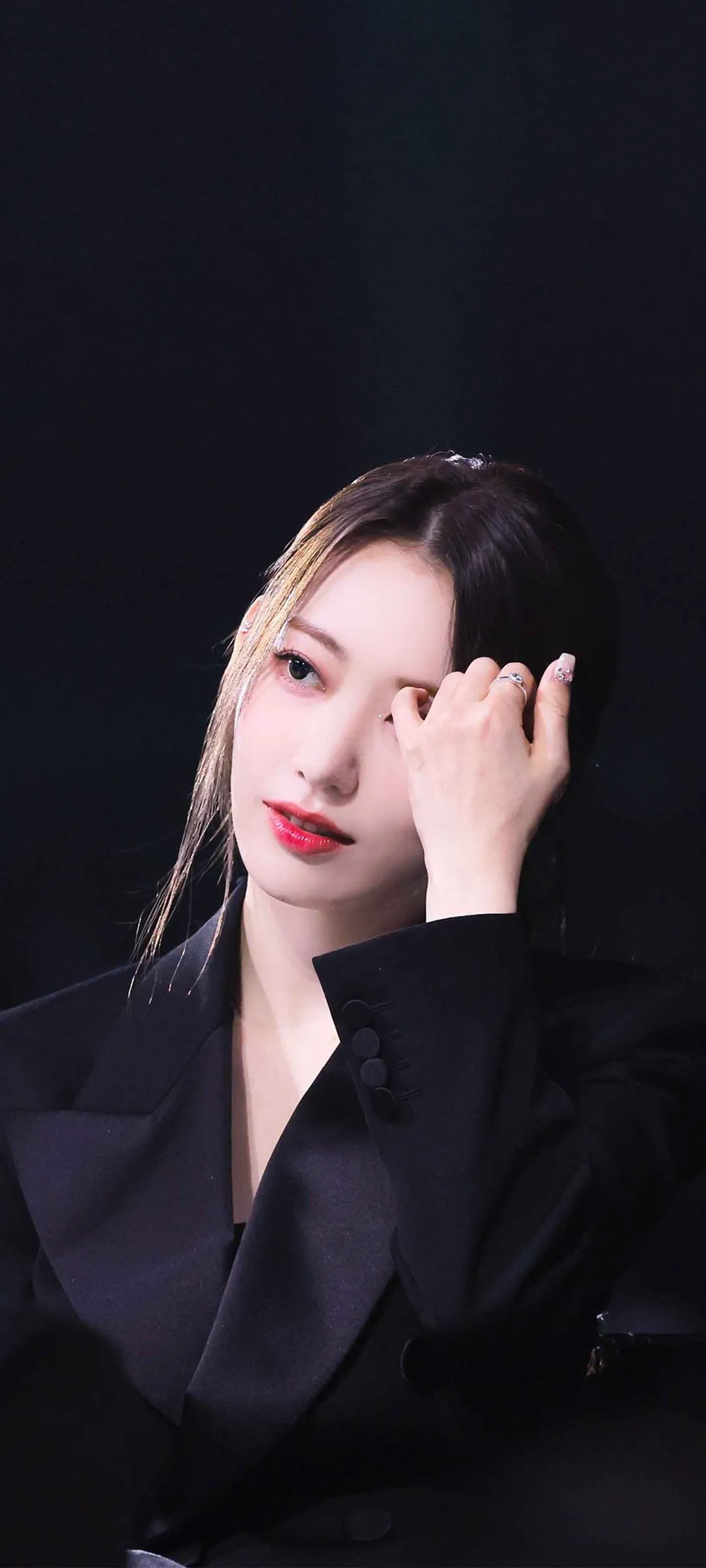 Fond d'écran de verrouillage mobile Sakura Miyawaki 4K HD télécharger — IZ*ONE, LE SSERAFIM