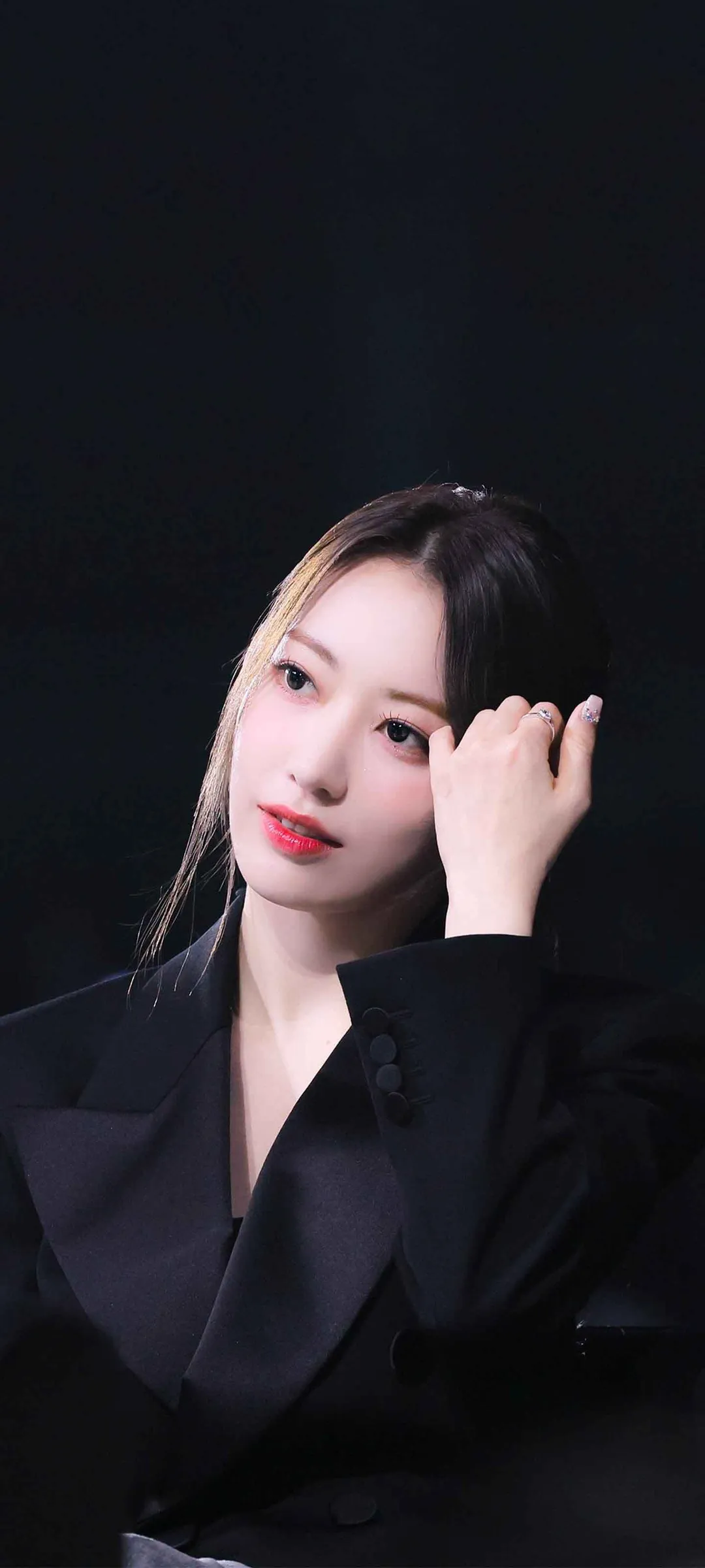 Fond d'écran de verrouillage mobile Sakura Miyawaki 4K HD télécharger — IZ*ONE, LE SSERAFIM