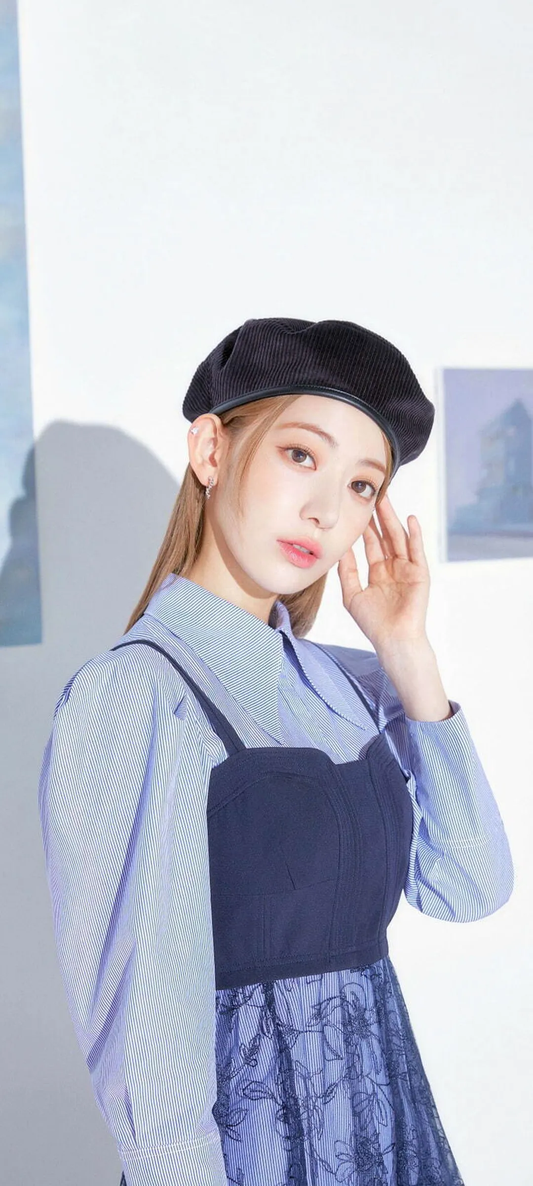 Fond d'écran de verrouillage mobile Sakura Miyawaki 4K HD télécharger — IZ*ONE, LE SSERAFIM