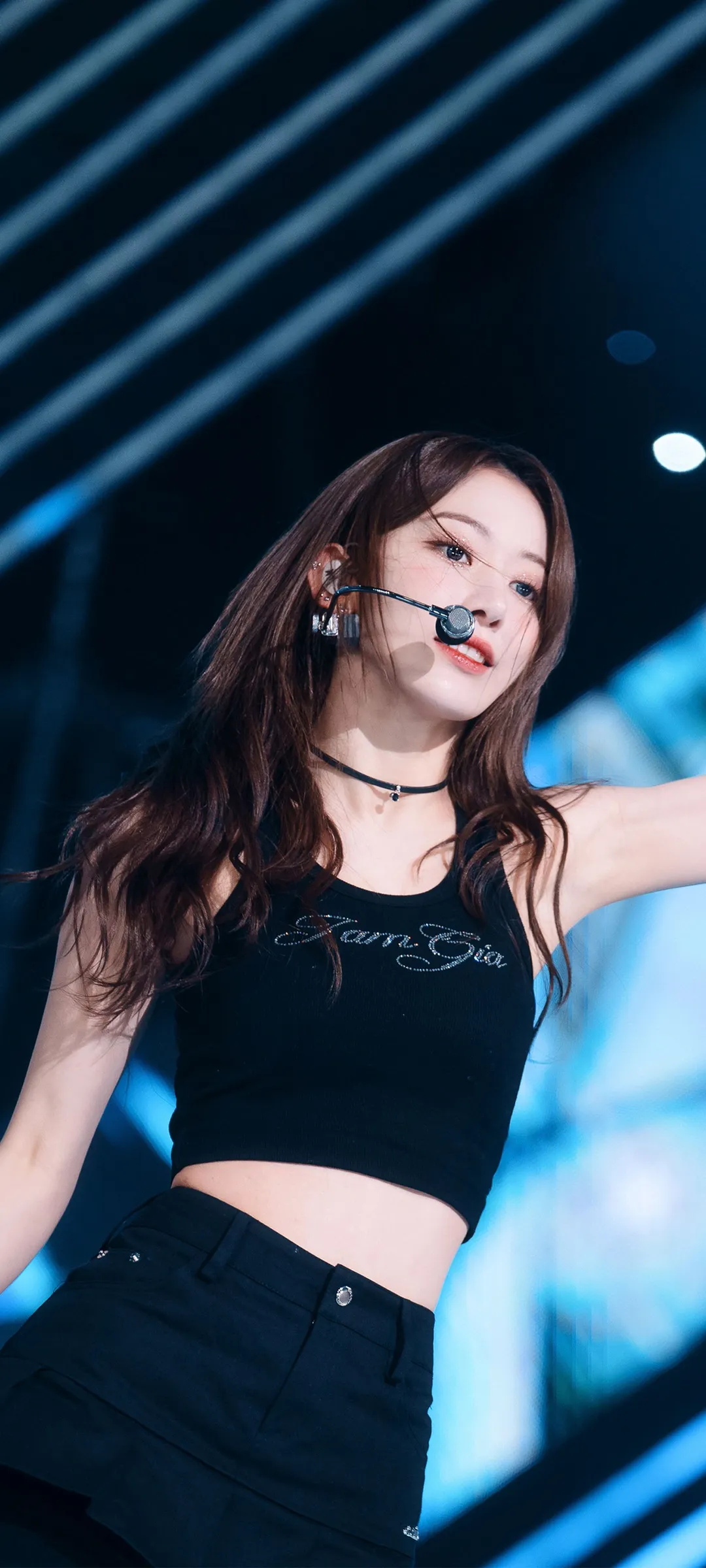 Fond d'écran de verrouillage mobile Sakura Miyawaki 4K HD télécharger — IZ*ONE, LE SSERAFIM