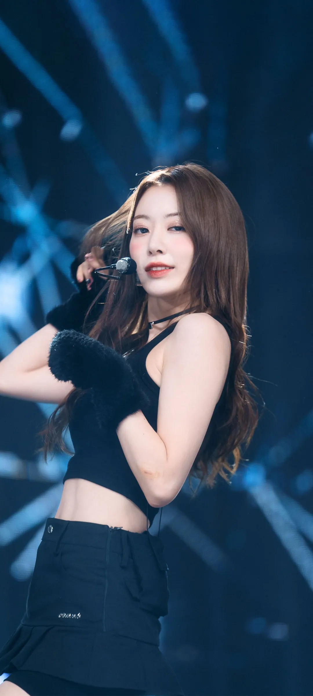 Fond d'écran de verrouillage mobile Sakura Miyawaki 4K HD télécharger — IZ*ONE, LE SSERAFIM