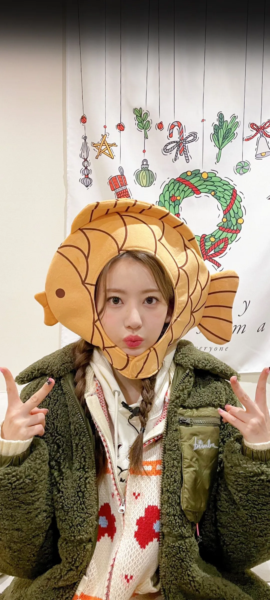 Fond d'écran de verrouillage mobile Sakura Miyawaki 4K HD télécharger — IZ*ONE, LE SSERAFIM