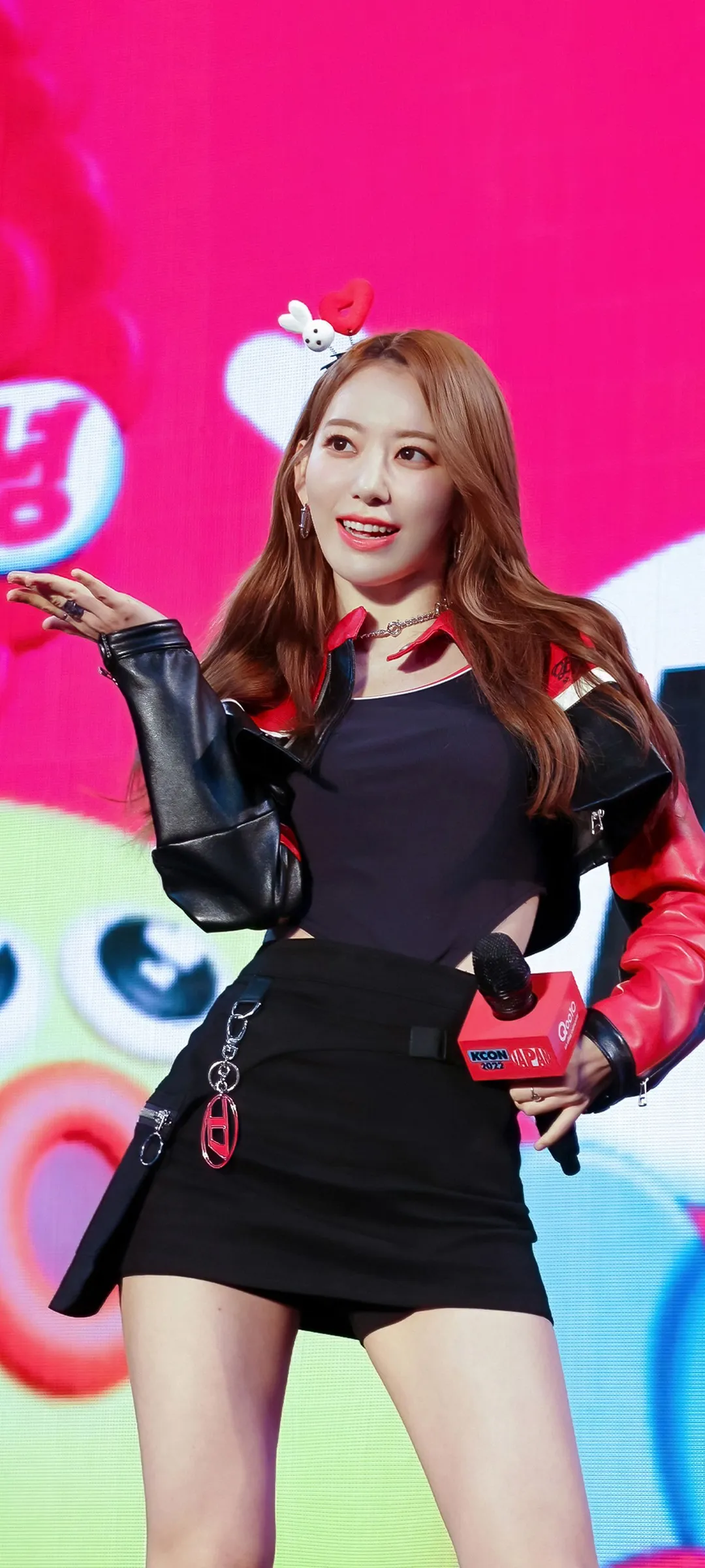 Fond d'écran de verrouillage mobile Sakura Miyawaki 4K HD télécharger — IZ*ONE, LE SSERAFIM