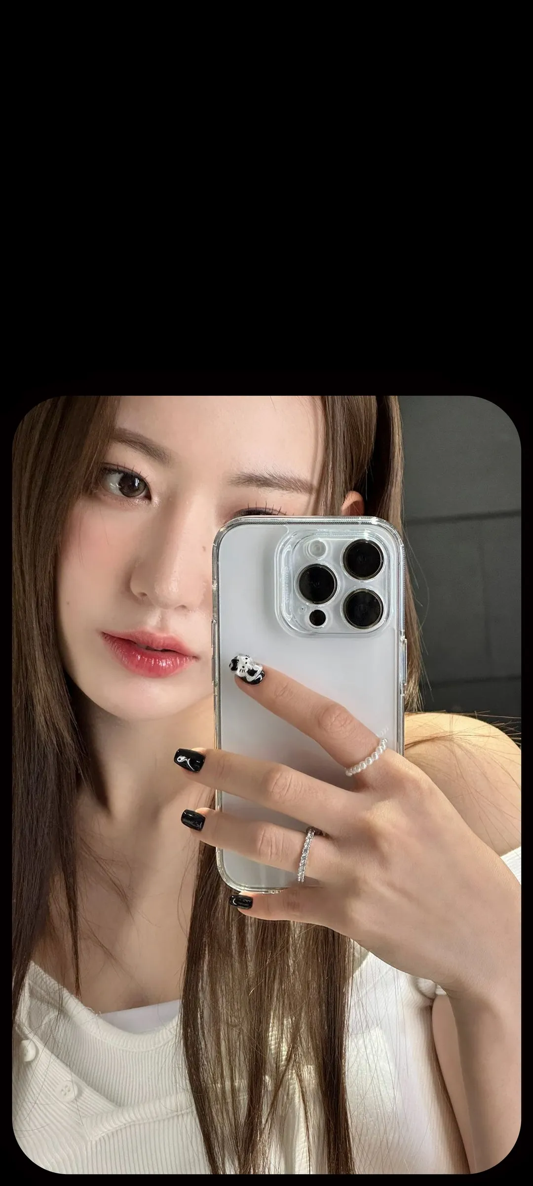Fond d'écran de verrouillage mobile Sakura Miyawaki 4K HD télécharger — IZ*ONE, LE SSERAFIM