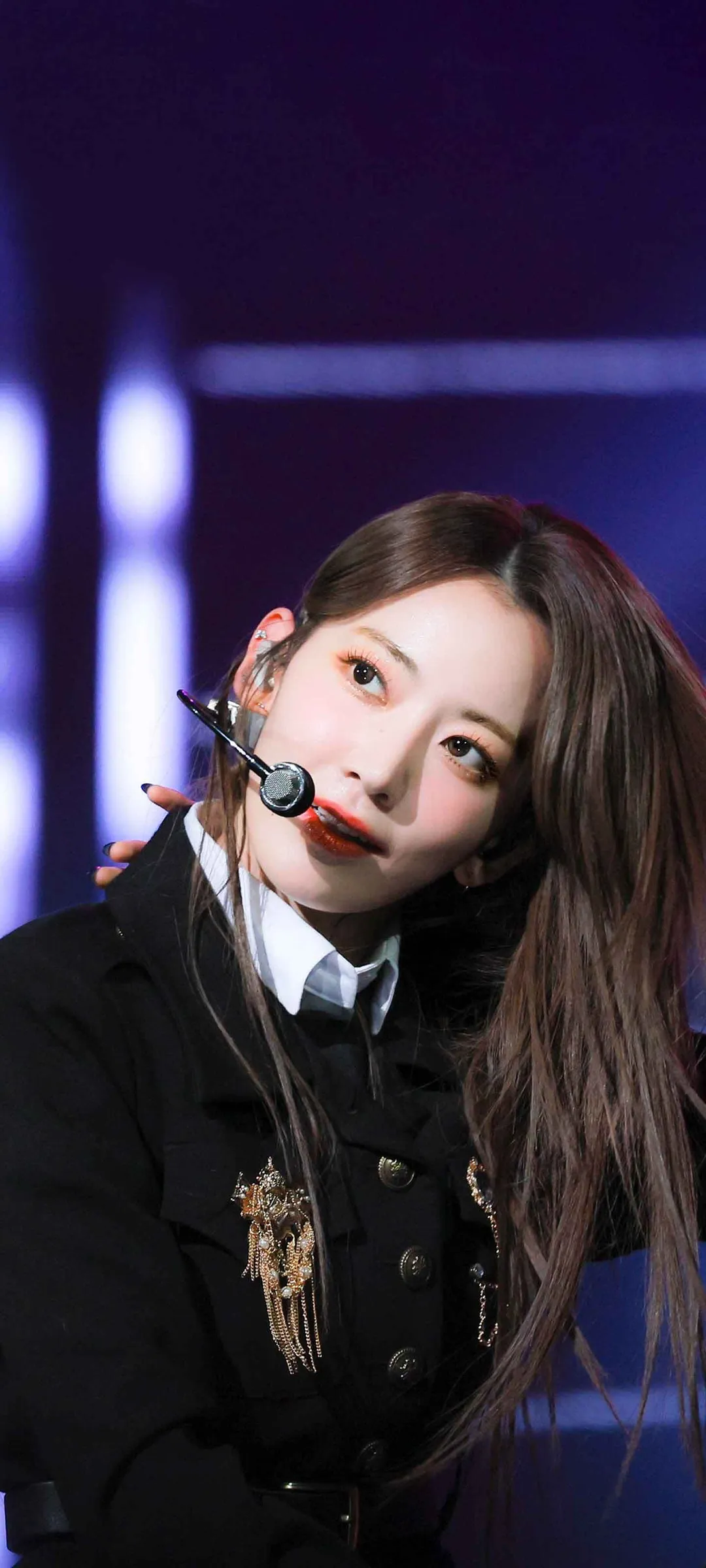 Fond d'écran de verrouillage mobile Sakura Miyawaki 4K HD télécharger — IZ*ONE, LE SSERAFIM