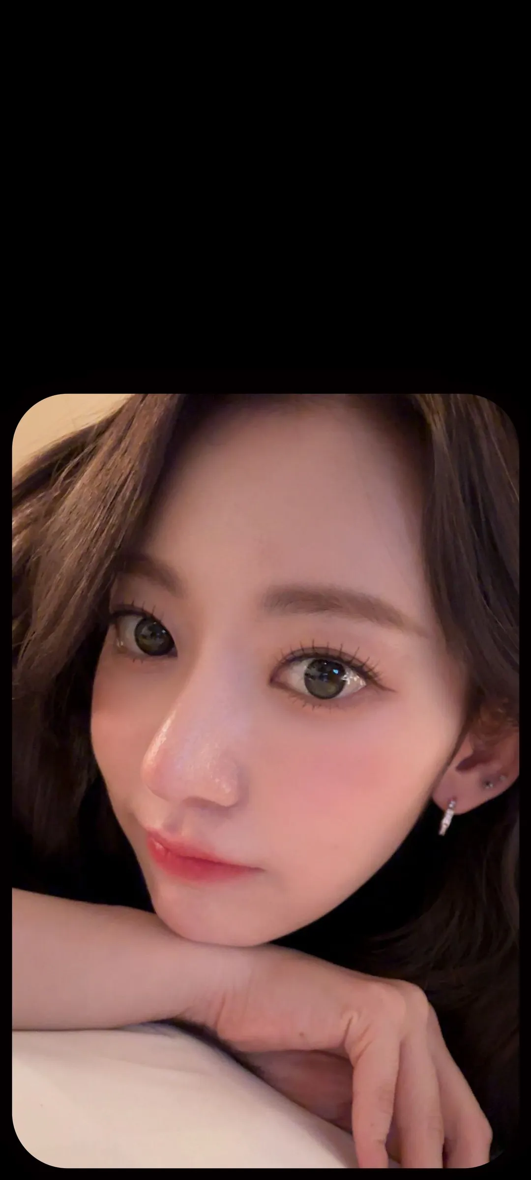 Fond d'écran de verrouillage mobile Sakura Miyawaki 4K HD télécharger — IZ*ONE, LE SSERAFIM