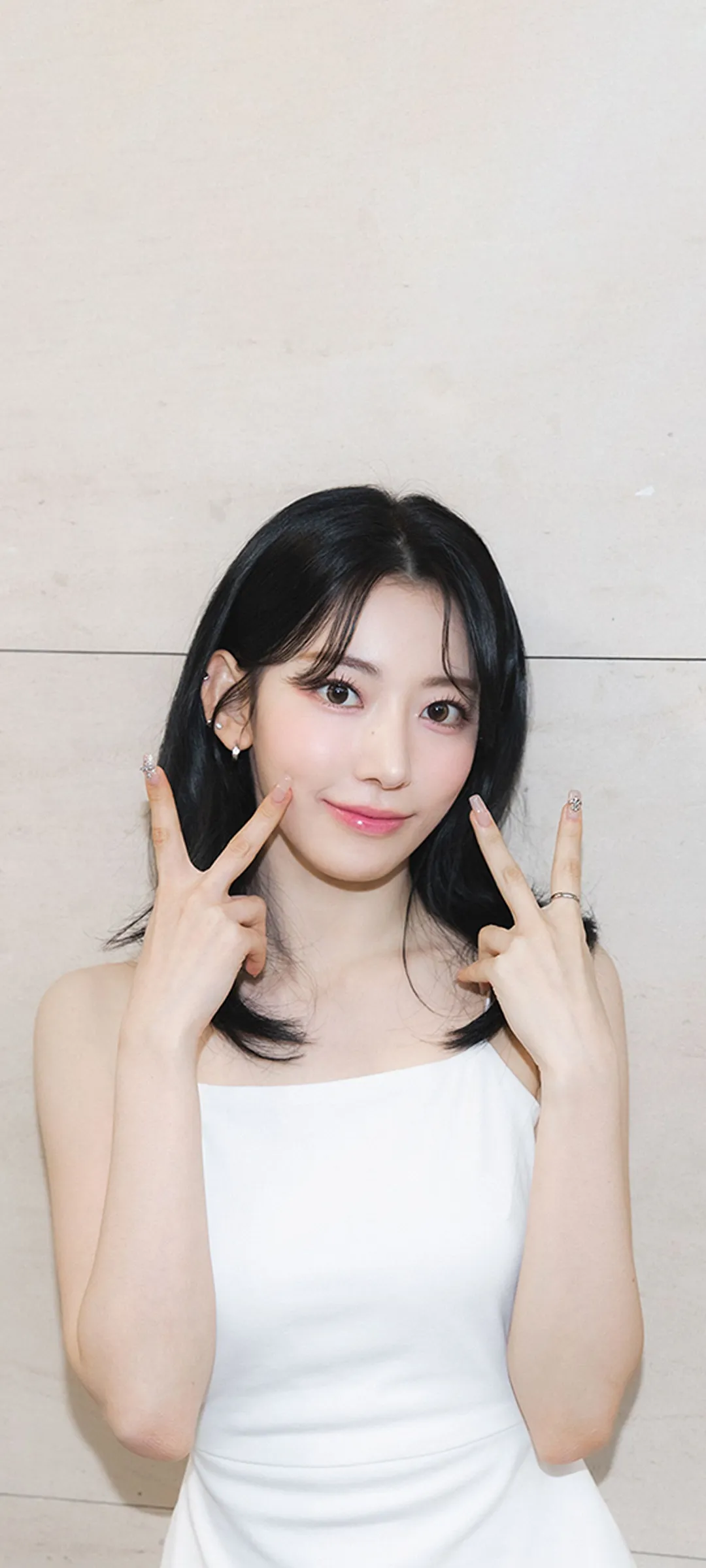 Fond d'écran de verrouillage mobile Sakura Miyawaki UNFORGIVEN 4K HD télécharger — IZ*ONE, LE SSERAFIM
