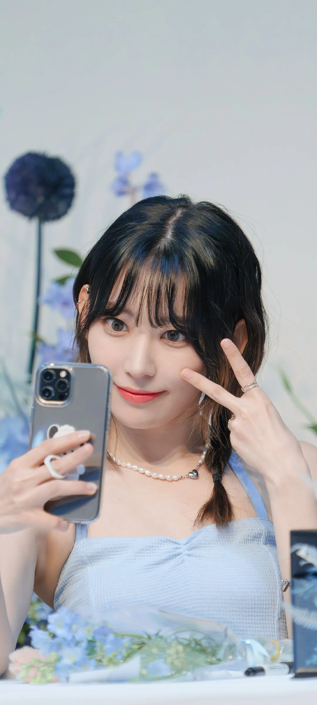 Fond d'écran de verrouillage mobile Sakura Miyawaki 4K HD télécharger — IZ*ONE, LE SSERAFIM