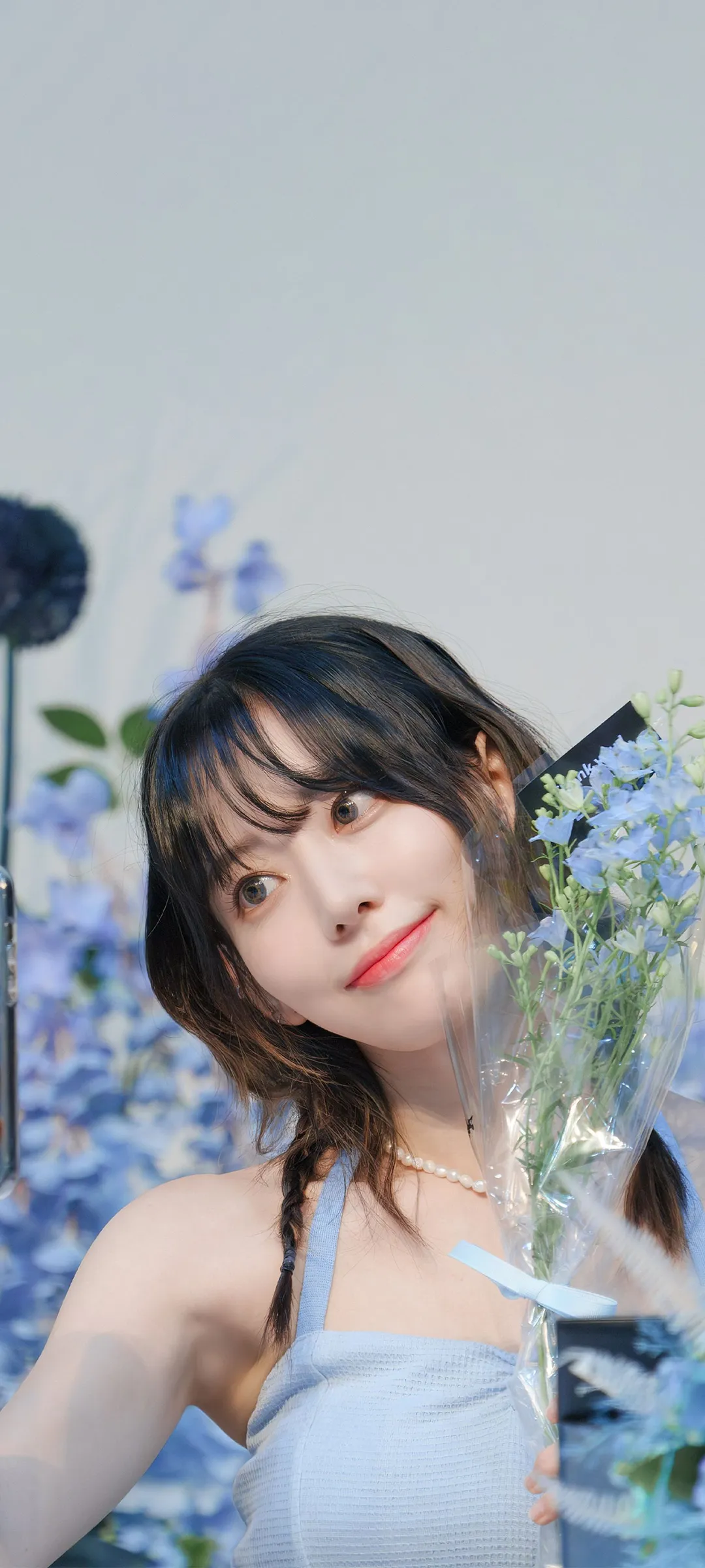 Fond d'écran de verrouillage mobile Sakura Miyawaki 4K HD télécharger — IZ*ONE, LE SSERAFIM