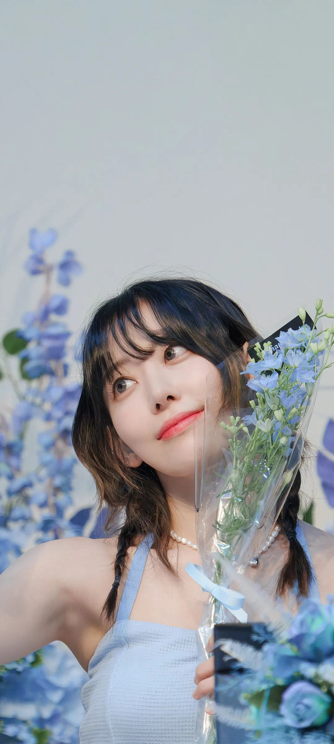 Fond d'écran de verrouillage mobile Sakura Miyawaki 4K HD télécharger — IZ*ONE, LE SSERAFIM
