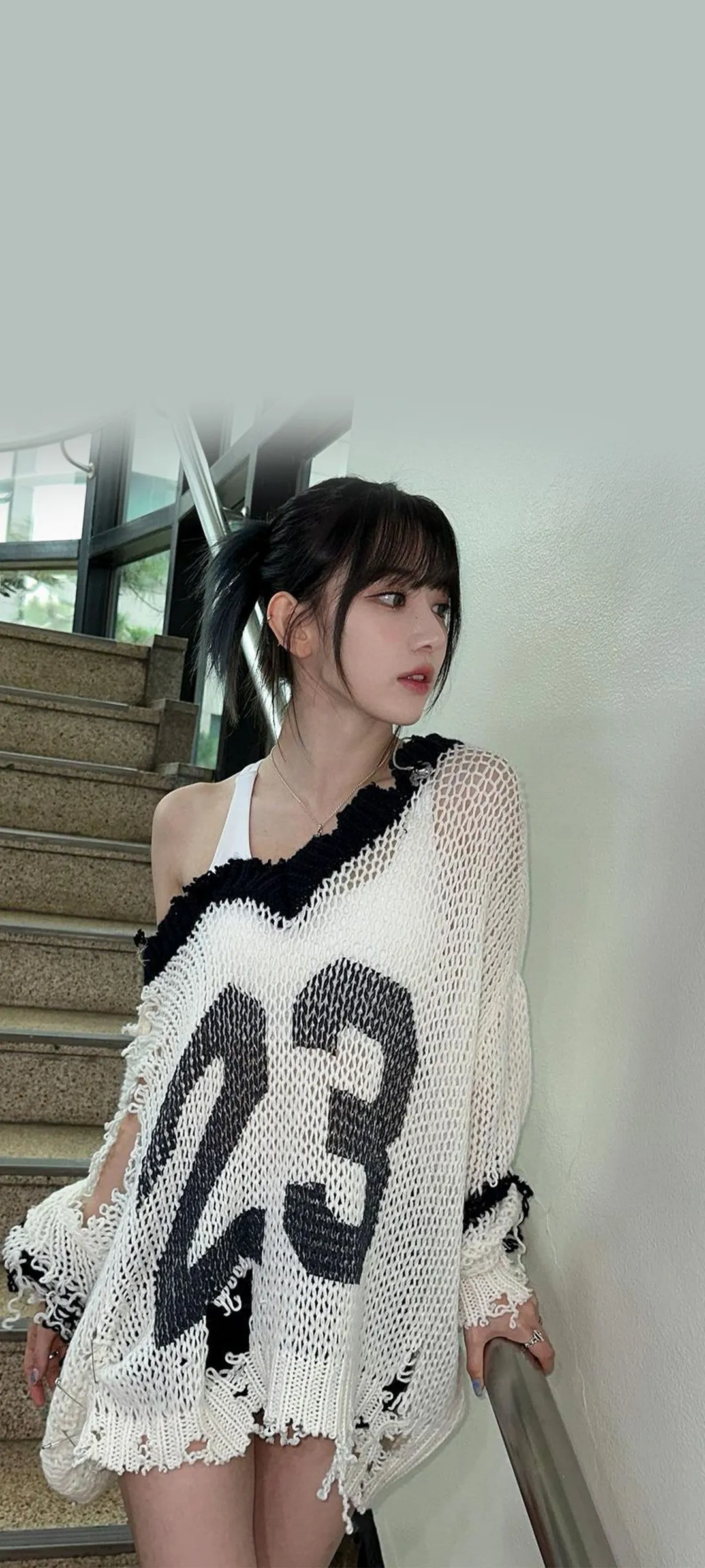Fond d'écran de verrouillage mobile Sakura Miyawaki 4K HD télécharger — IZ*ONE, LE SSERAFIM