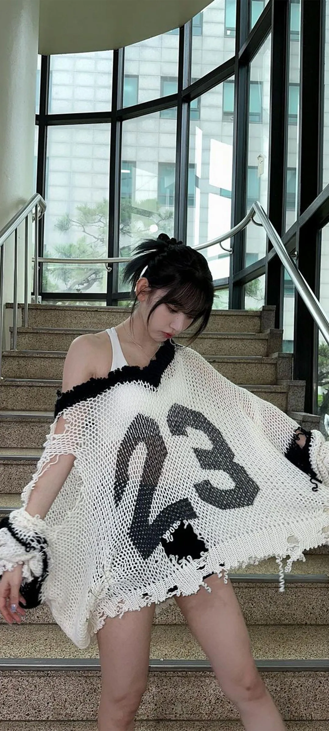 Fond d'écran de verrouillage mobile Sakura Miyawaki 4K HD télécharger — IZ*ONE, LE SSERAFIM
