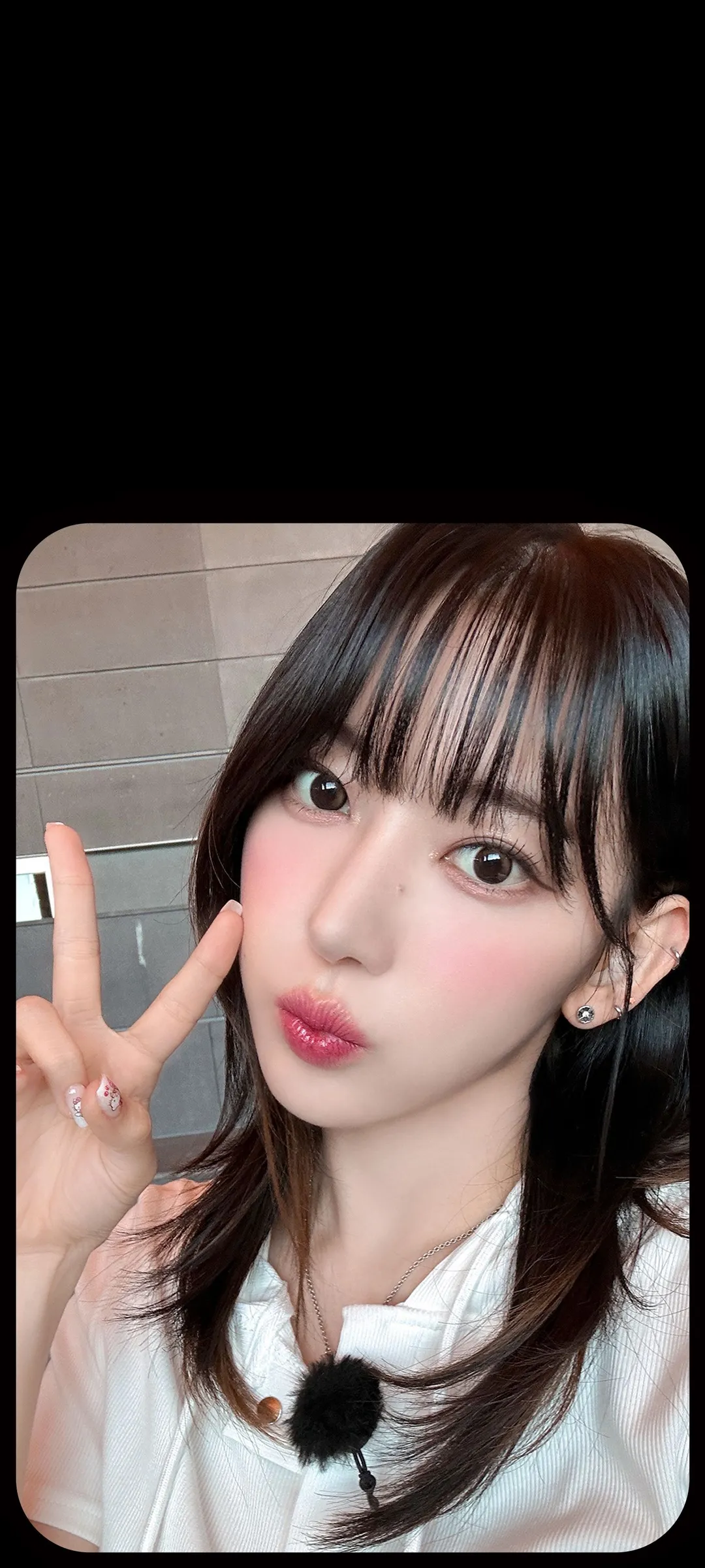 Fond d'écran de verrouillage mobile Sakura Miyawaki 4K HD télécharger — IZ*ONE, LE SSERAFIM