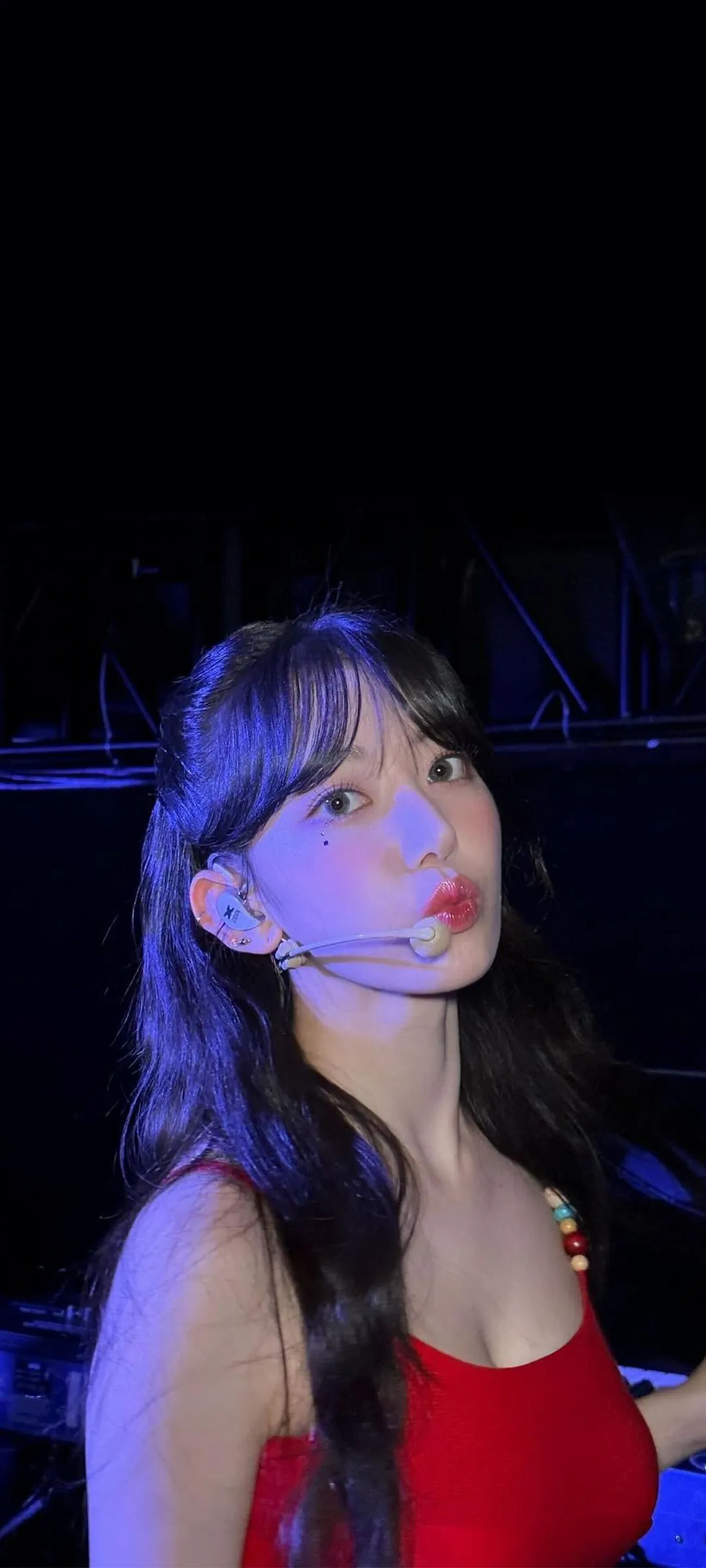 Fond d'écran de verrouillage mobile Sakura Miyawaki 4K HD télécharger — IZ*ONE, LE SSERAFIM