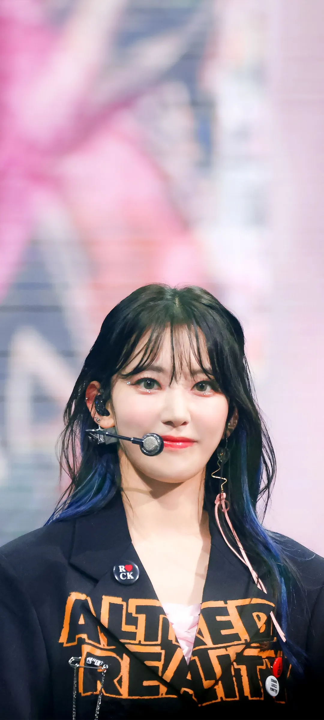 Fond d'écran de verrouillage mobile Sakura Miyawaki 4K HD télécharger — IZ*ONE, LE SSERAFIM