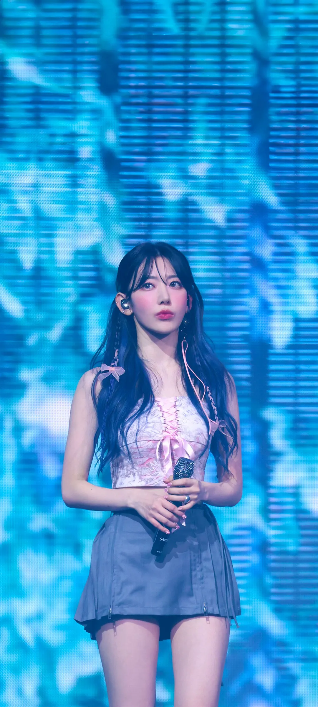 Fond d'écran de verrouillage mobile Sakura Miyawaki 4K HD télécharger — IZ*ONE, LE SSERAFIM