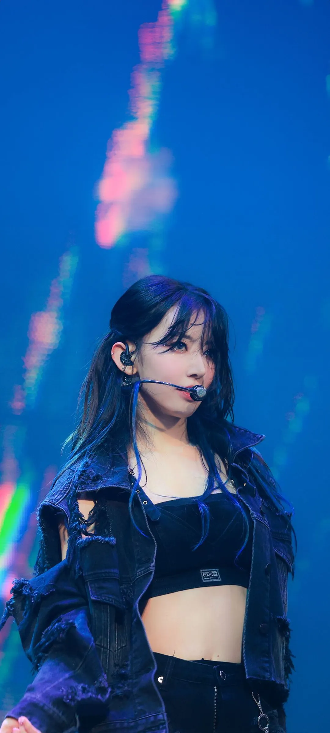 Fond d'écran de verrouillage mobile Sakura Miyawaki 4K HD télécharger — IZ*ONE, LE SSERAFIM