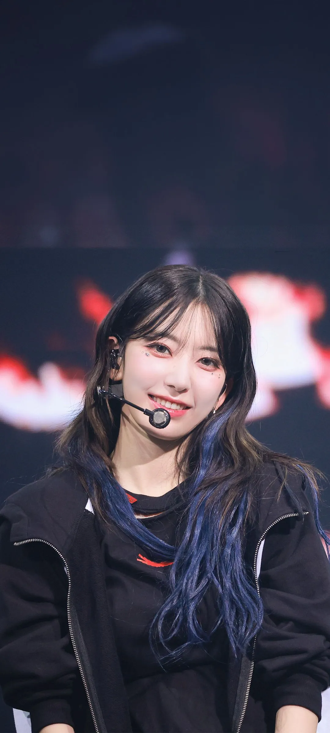 Fond d'écran de verrouillage mobile Sakura Miyawaki 4K HD télécharger — IZ*ONE, LE SSERAFIM