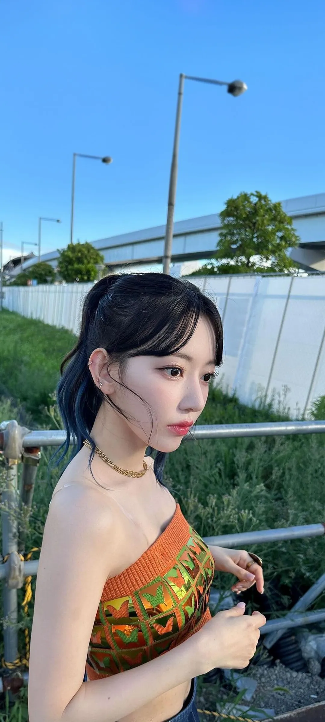 Fond d'écran de verrouillage mobile Sakura Miyawaki 4K HD télécharger — IZ*ONE, LE SSERAFIM