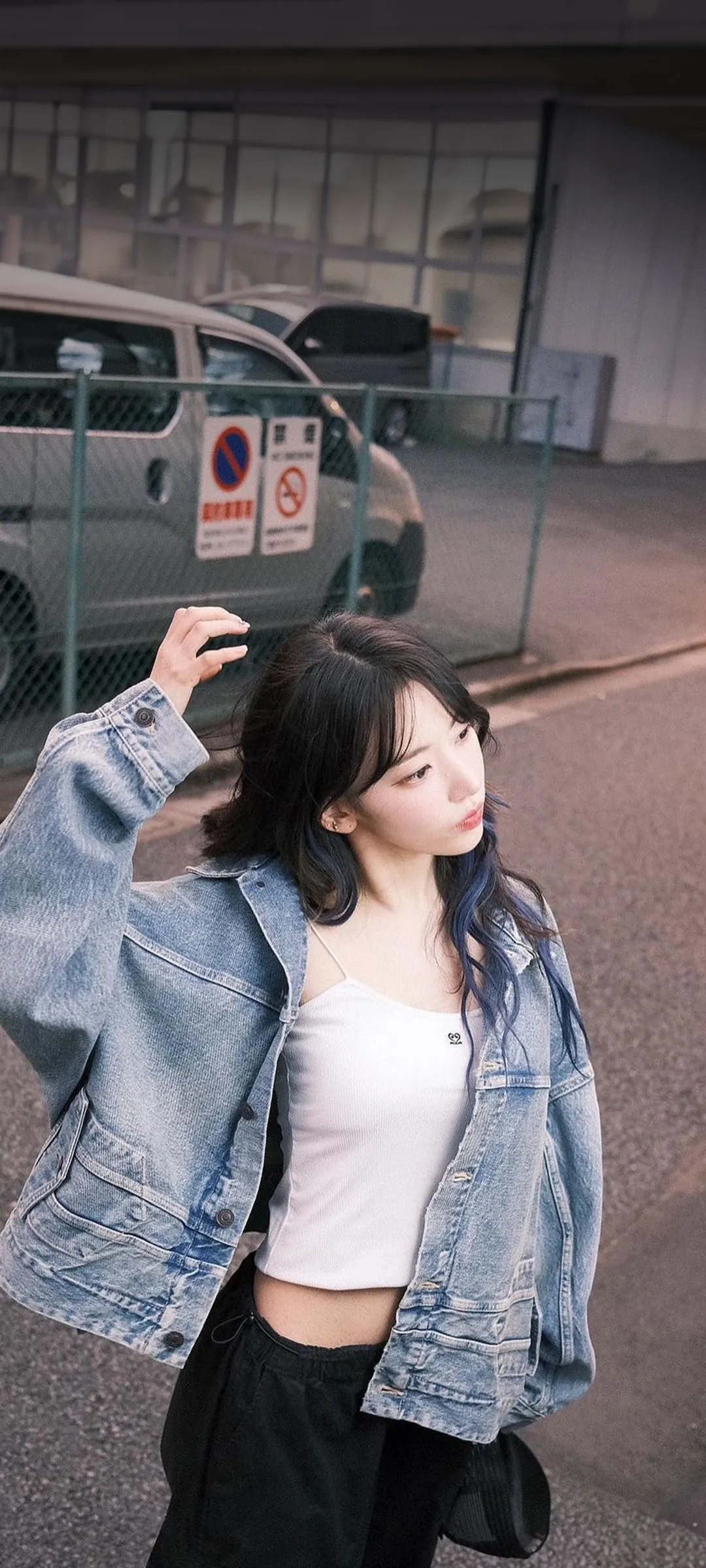 Fond d'écran de verrouillage mobile Sakura Miyawaki 4K HD télécharger — IZ*ONE, LE SSERAFIM