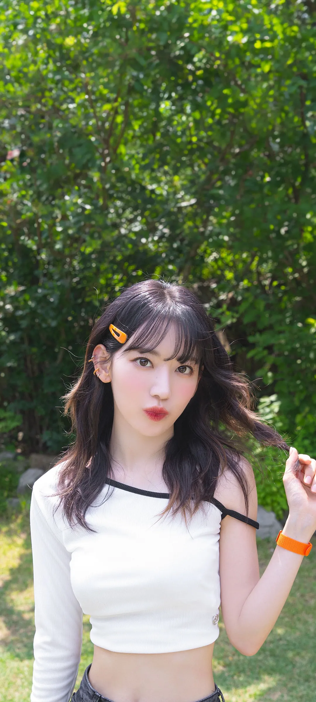 Fond d'écran de verrouillage mobile Sakura Miyawaki 4K HD télécharger — IZ*ONE, LE SSERAFIM