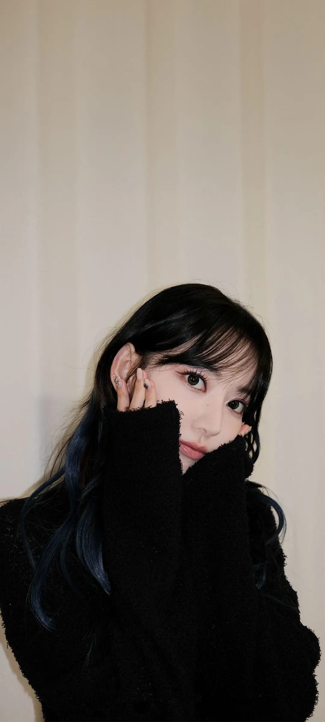 Fond d'écran de verrouillage mobile Sakura Miyawaki 4K HD télécharger — IZ*ONE, LE SSERAFIM