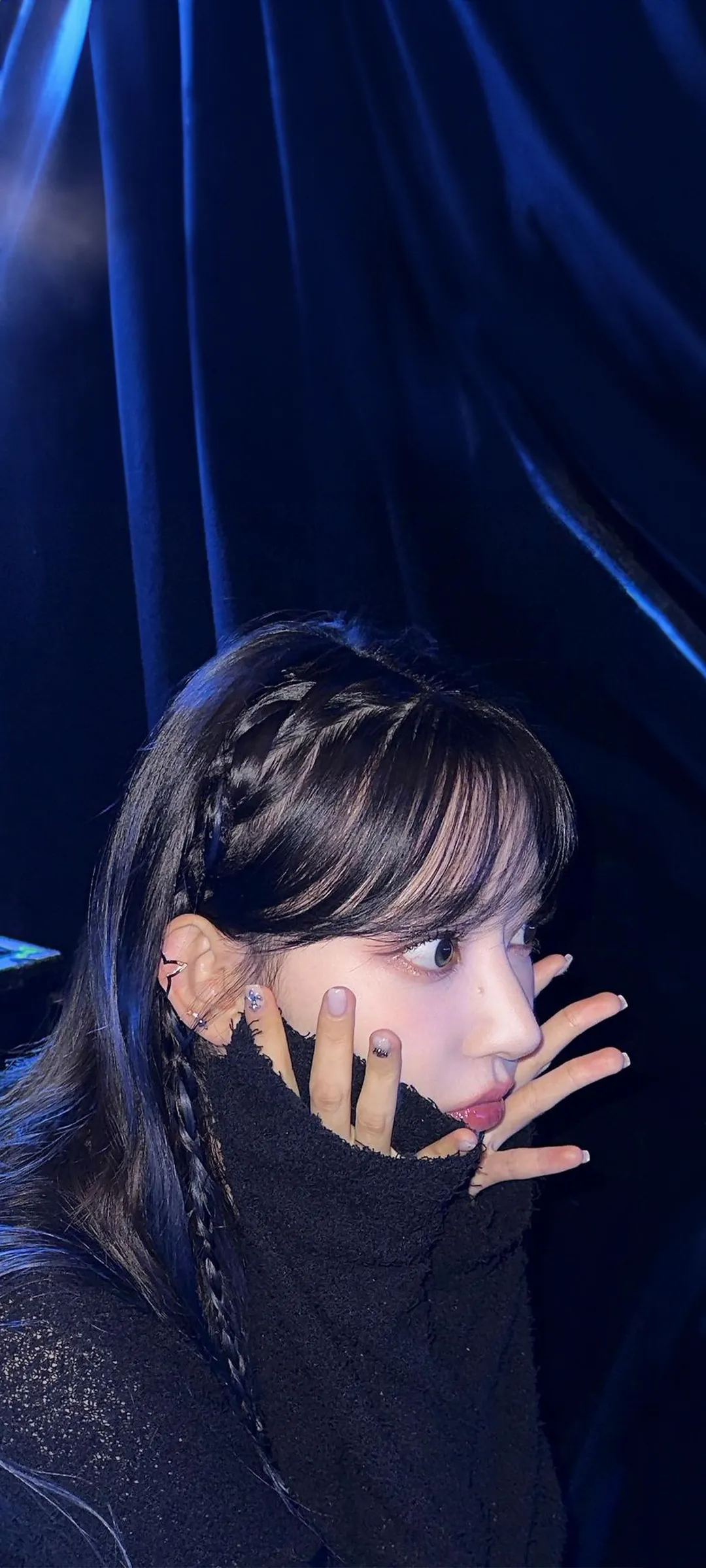 Fond d'écran de verrouillage mobile Sakura Miyawaki 4K HD télécharger — IZ*ONE, LE SSERAFIM