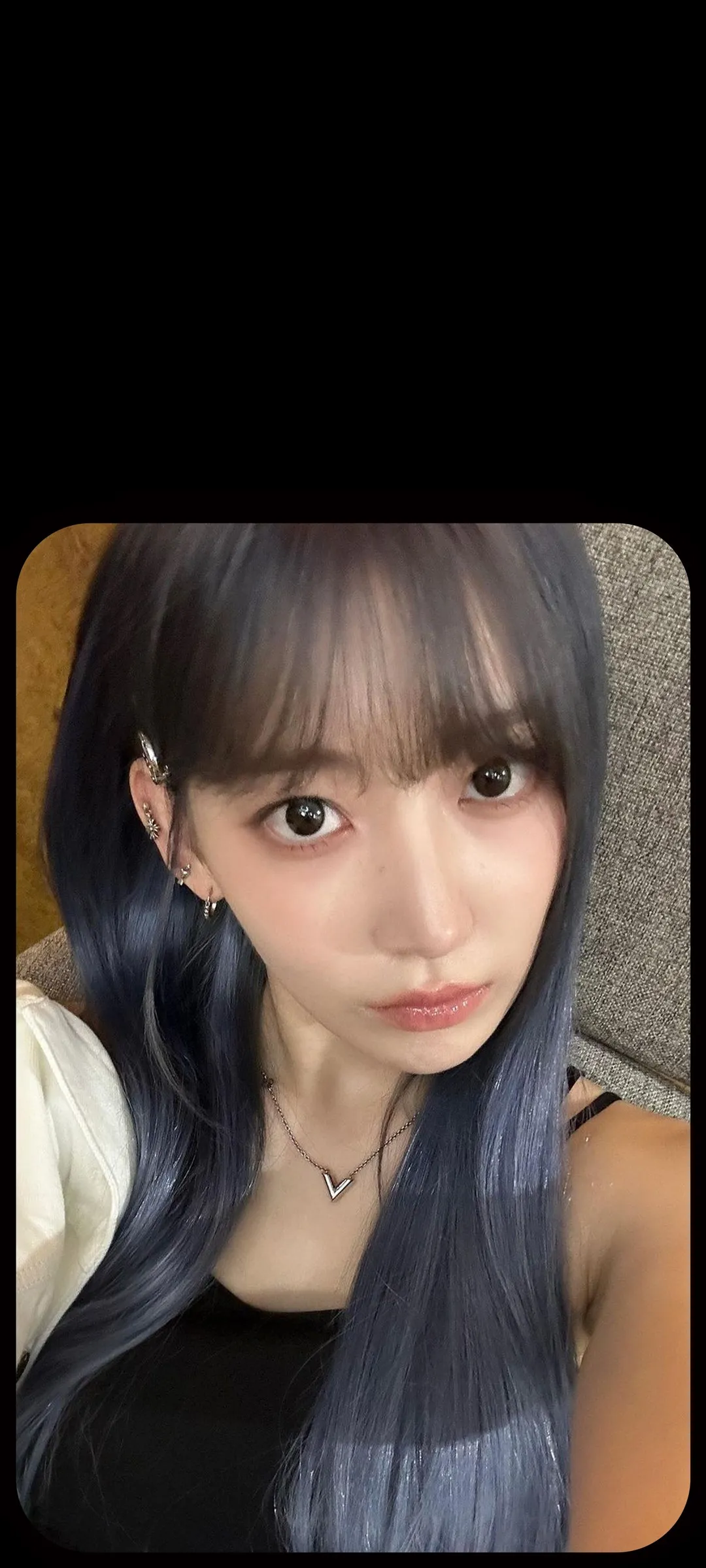 Fond d'écran de verrouillage mobile Sakura Miyawaki 4K HD télécharger — IZ*ONE, LE SSERAFIM
