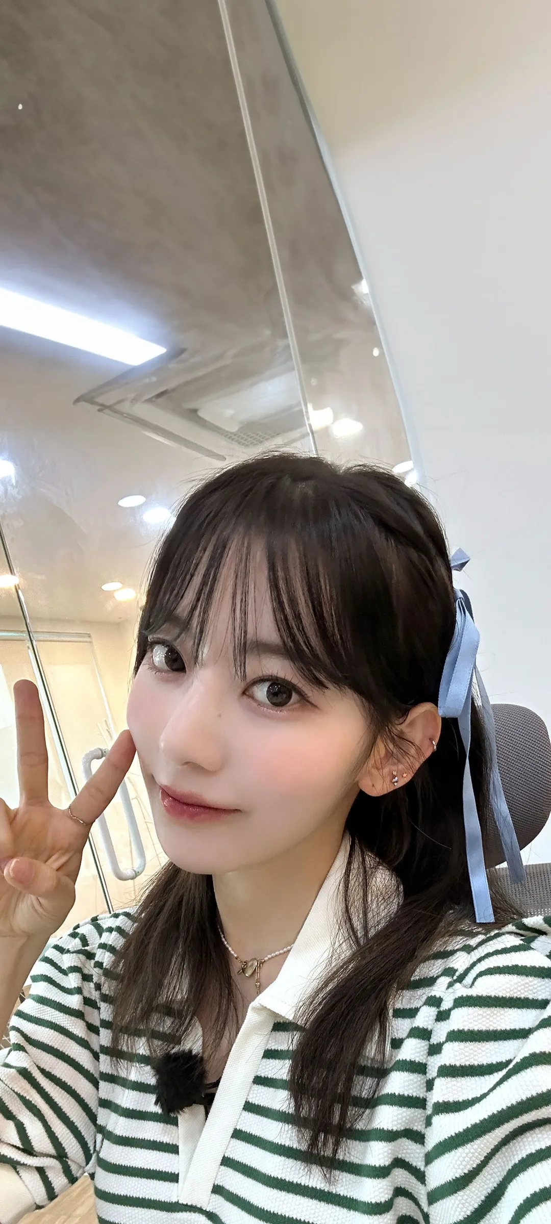 Fond d'écran de verrouillage mobile Sakura Miyawaki 4K HD télécharger — IZ*ONE, LE SSERAFIM