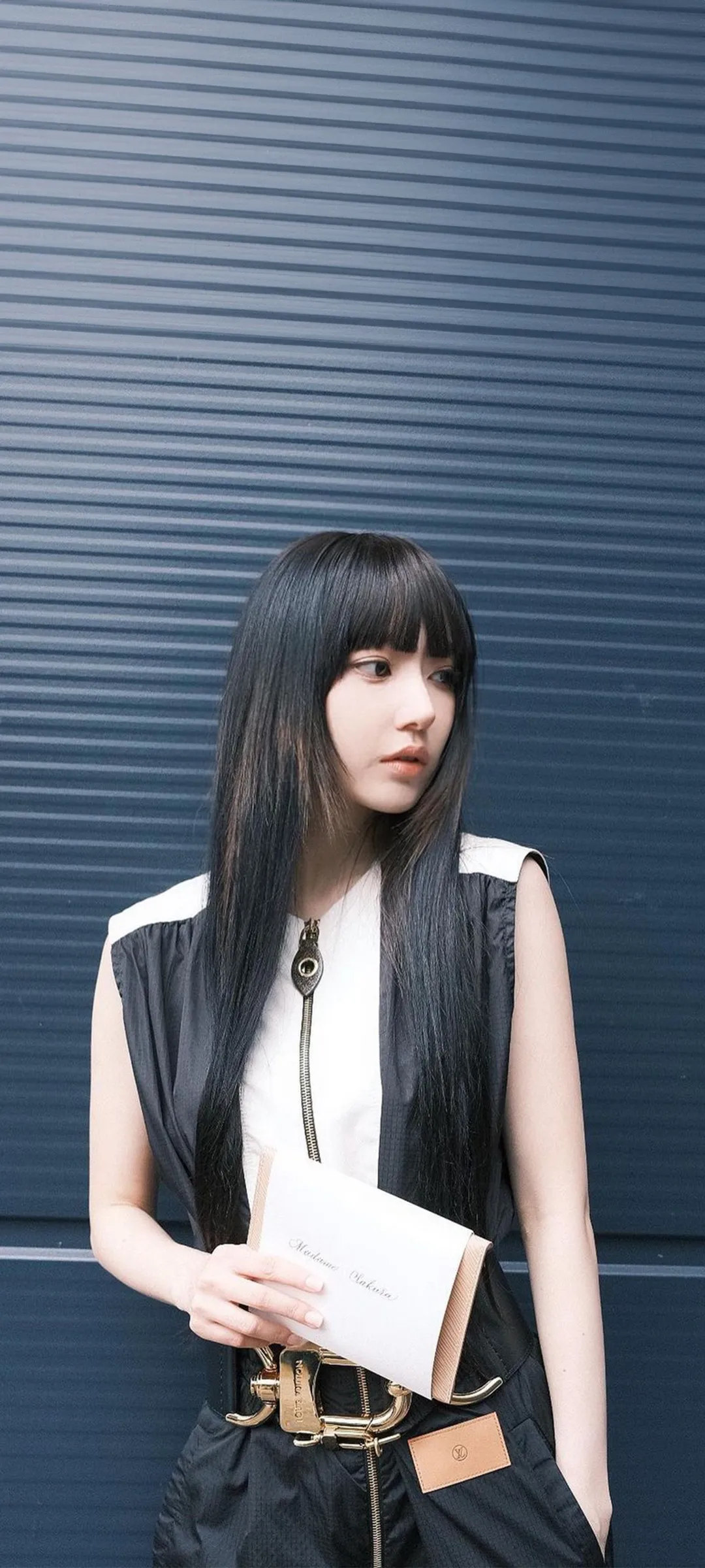 Fond d'écran de verrouillage mobile Sakura Miyawaki 4K HD télécharger — IZ*ONE, LE SSERAFIM