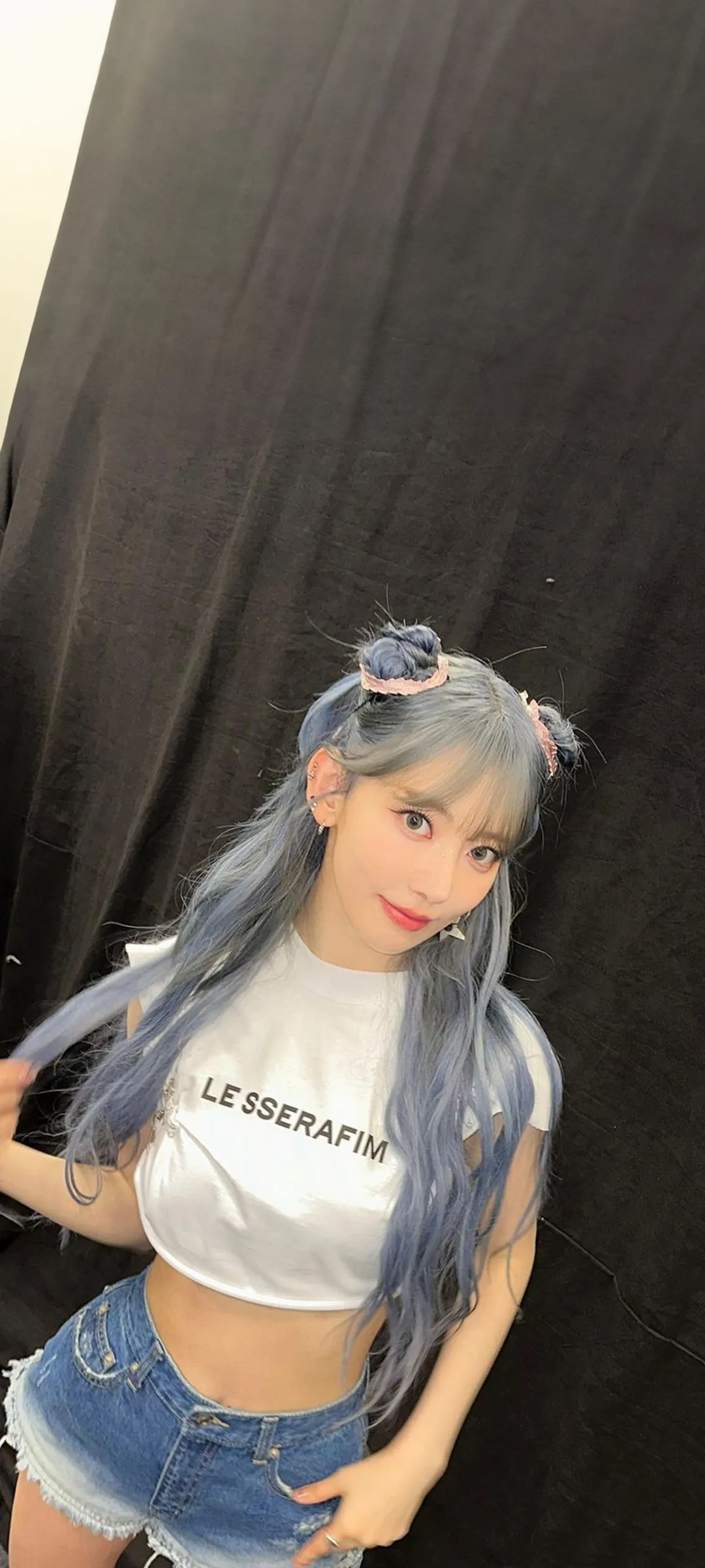 Fond d'écran de verrouillage mobile Sakura Miyawaki 4K HD télécharger — IZ*ONE, LE SSERAFIM