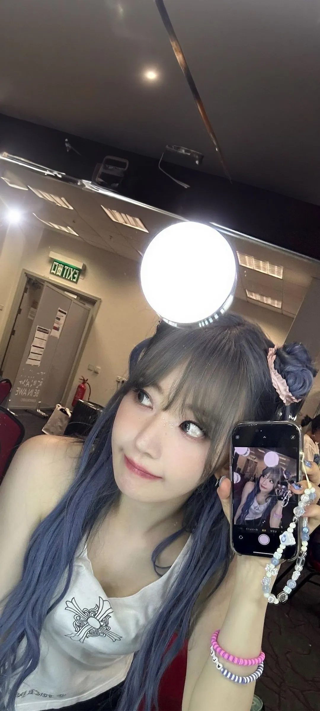 Fond d'écran de verrouillage mobile Sakura Miyawaki 4K HD télécharger — IZ*ONE, LE SSERAFIM
