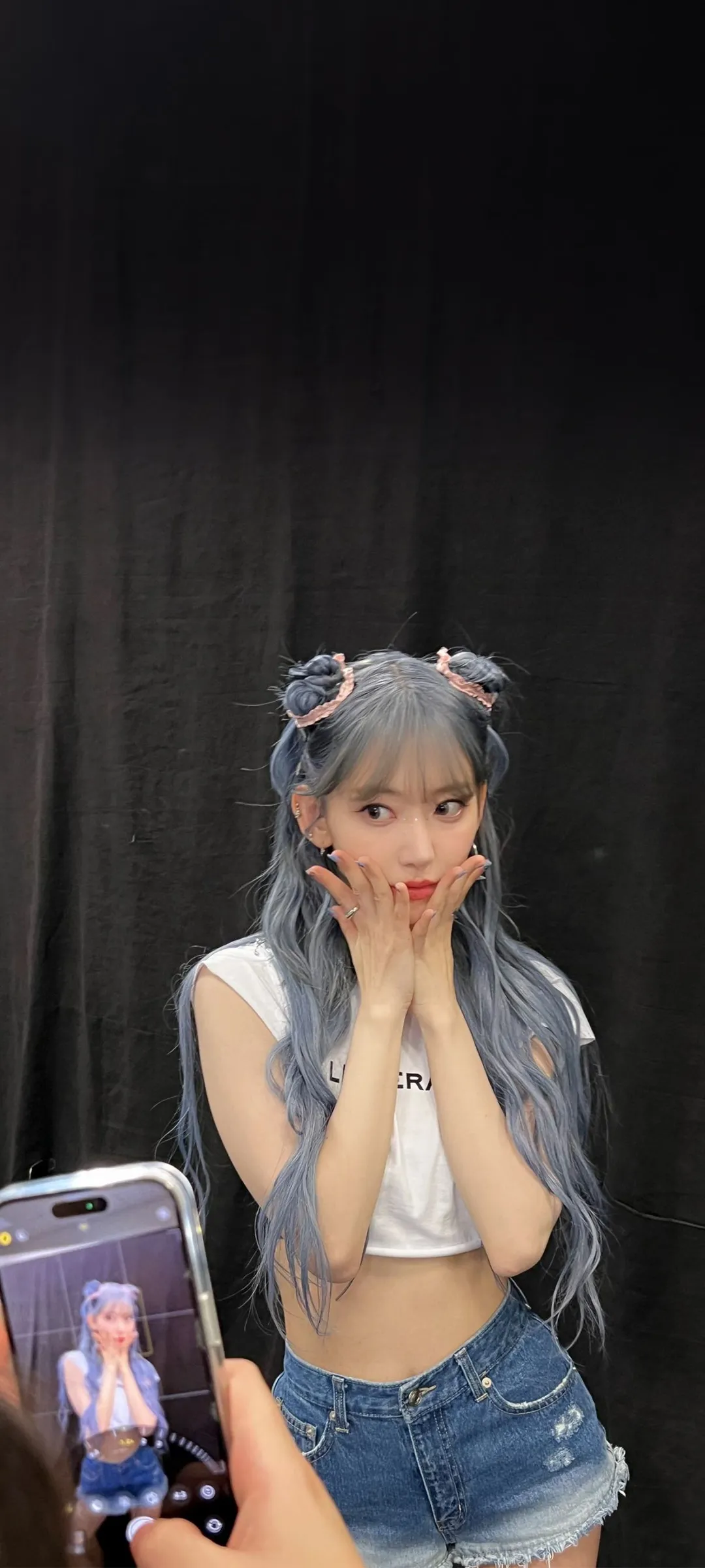 Fond d'écran de verrouillage mobile Sakura Miyawaki 4K HD télécharger — IZ*ONE, LE SSERAFIM
