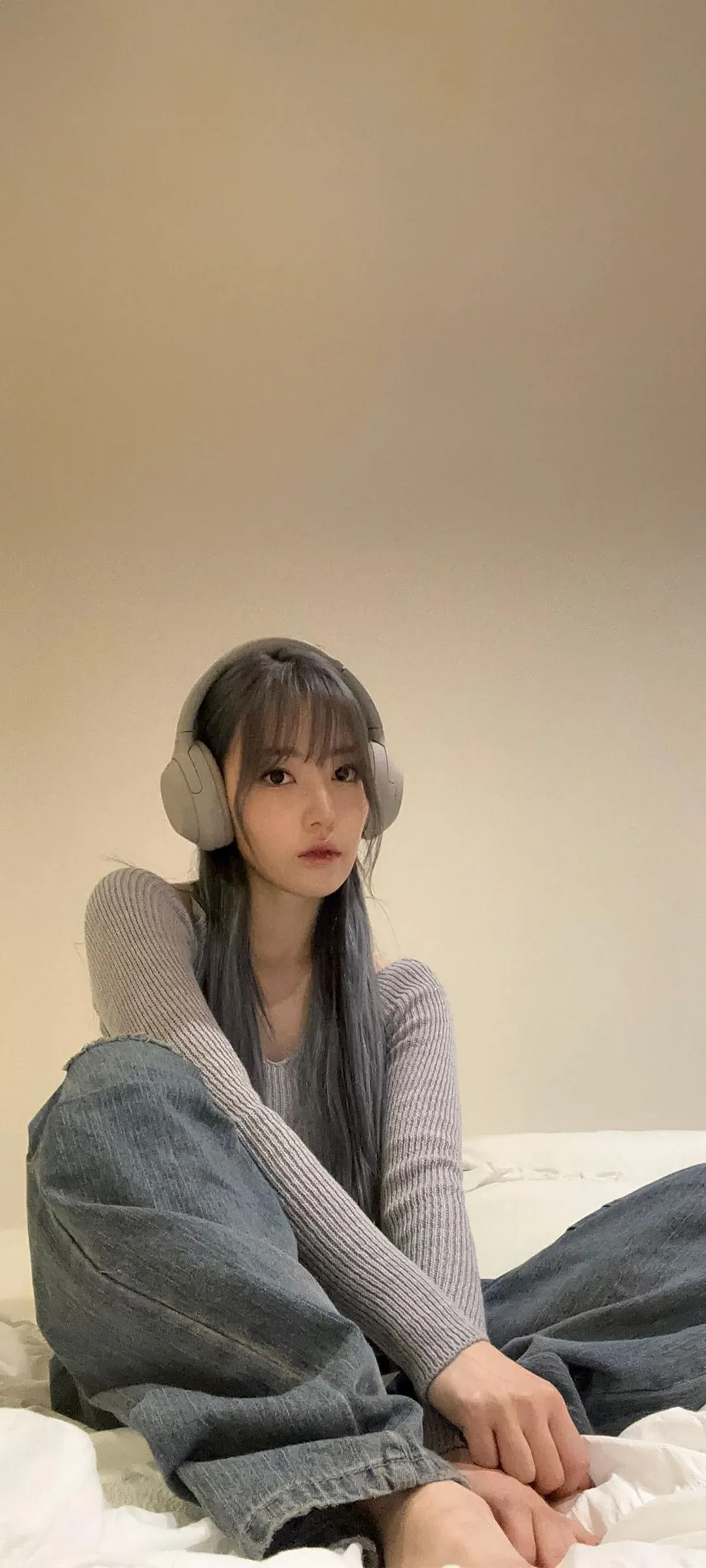 Fond d'écran de verrouillage mobile Sakura Miyawaki 4K HD télécharger — IZ*ONE, LE SSERAFIM