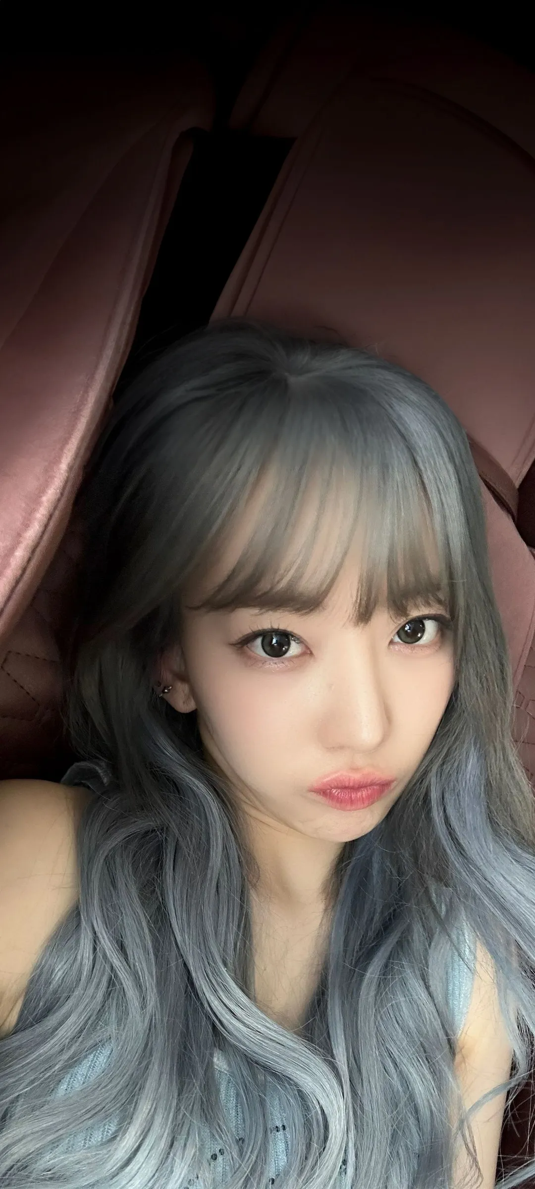 Fond d'écran de verrouillage mobile Sakura Miyawaki 4K HD télécharger — IZ*ONE, LE SSERAFIM